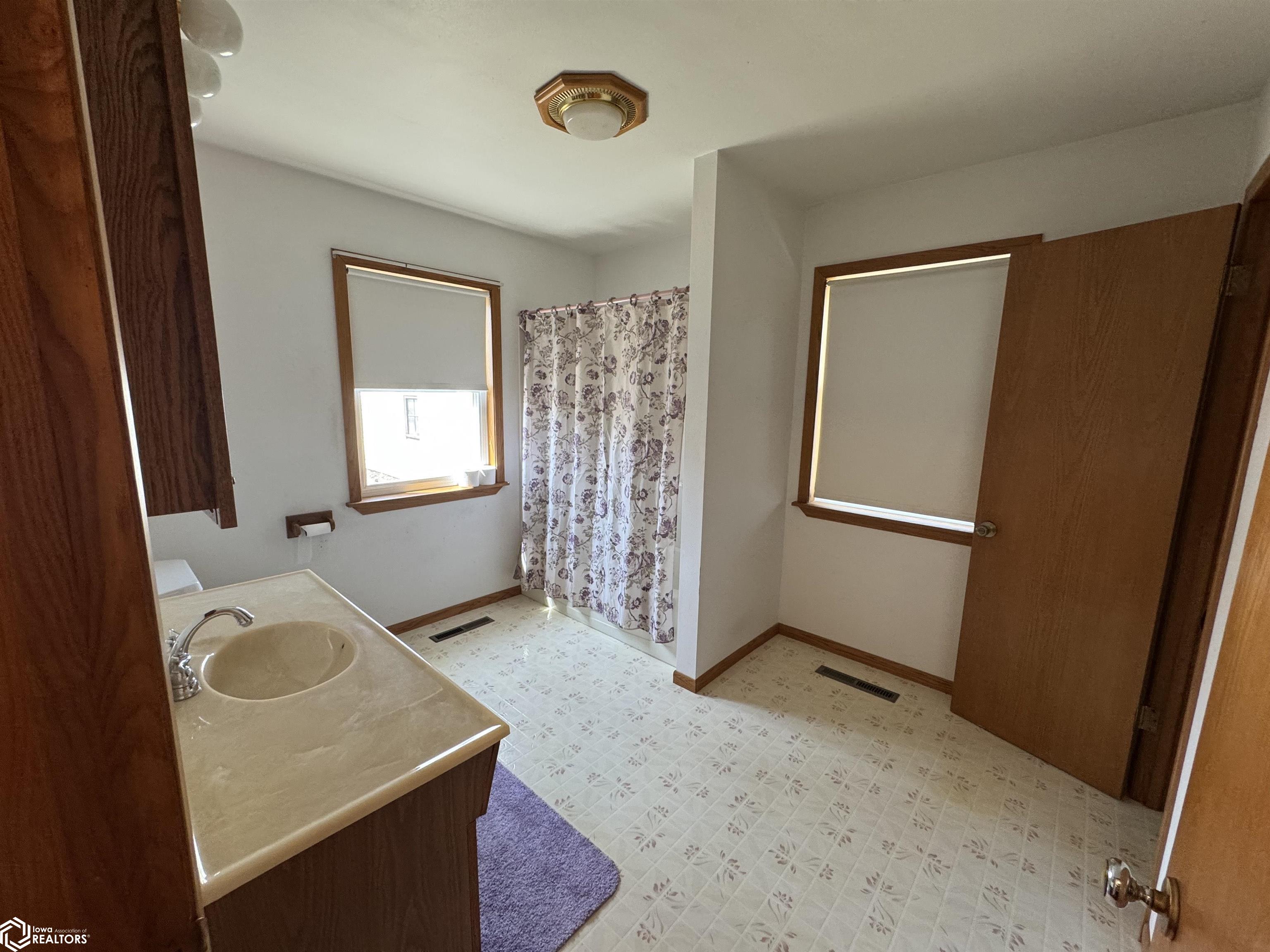 1209 Hamilton Road, Webster City, Iowa image 7