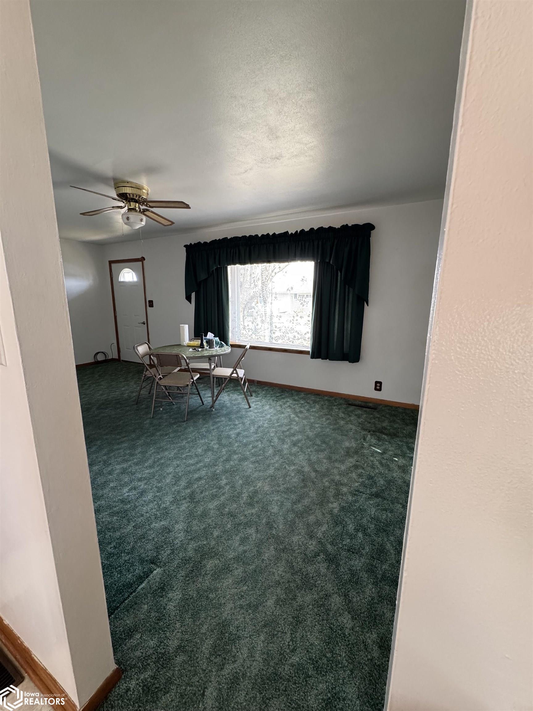 1209 Hamilton Road, Webster City, Iowa image 9