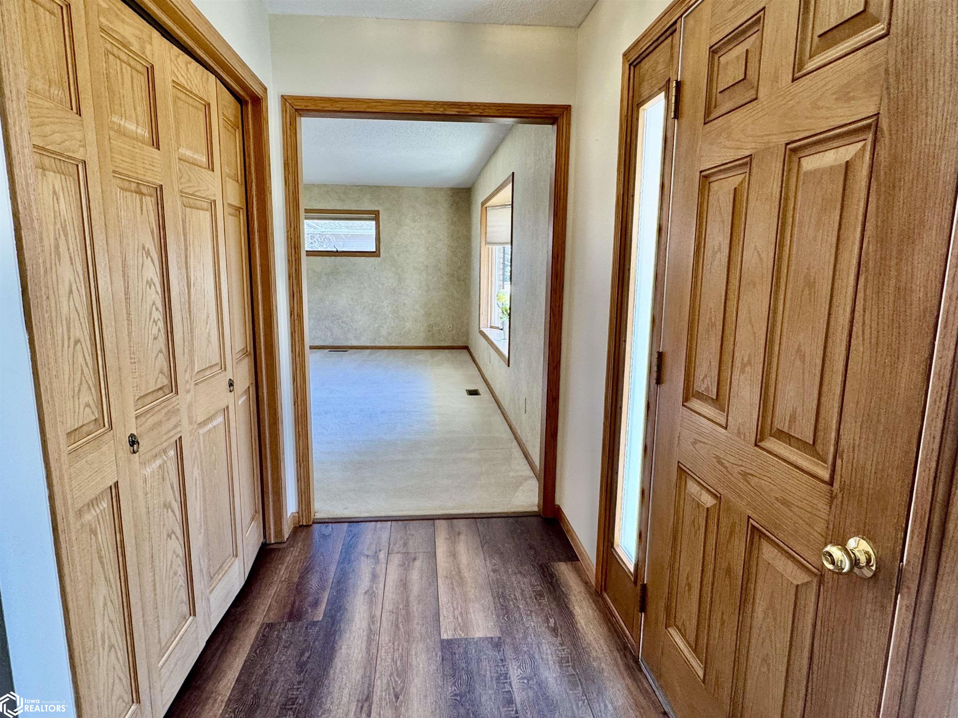2302 16th Ave N, Clear Lake, Iowa image 13
