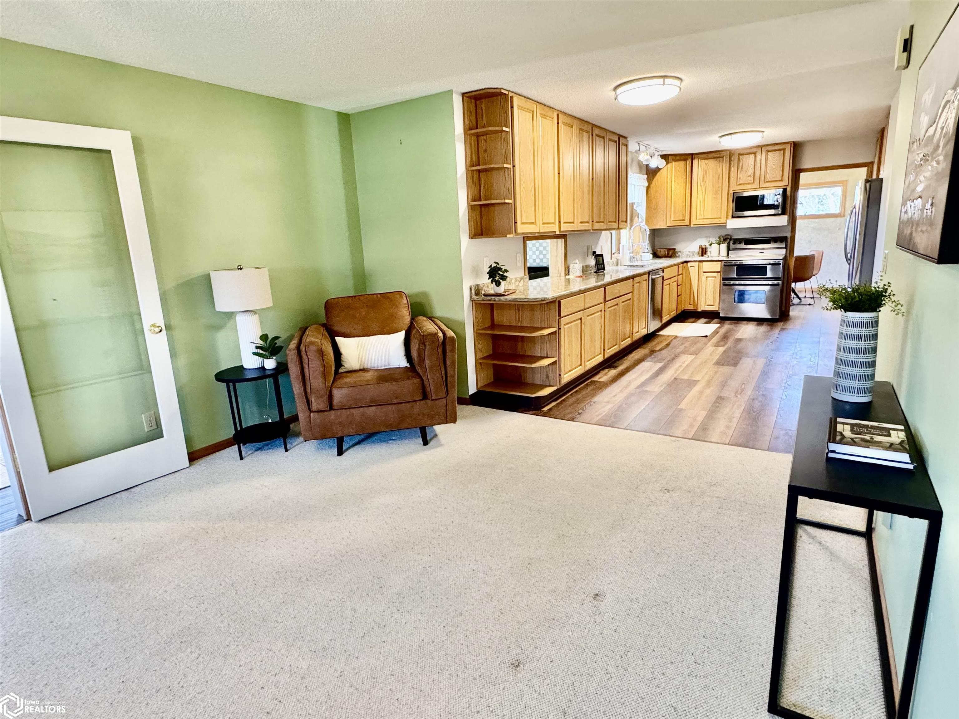 2302 16th Ave N, Clear Lake, Iowa image 20