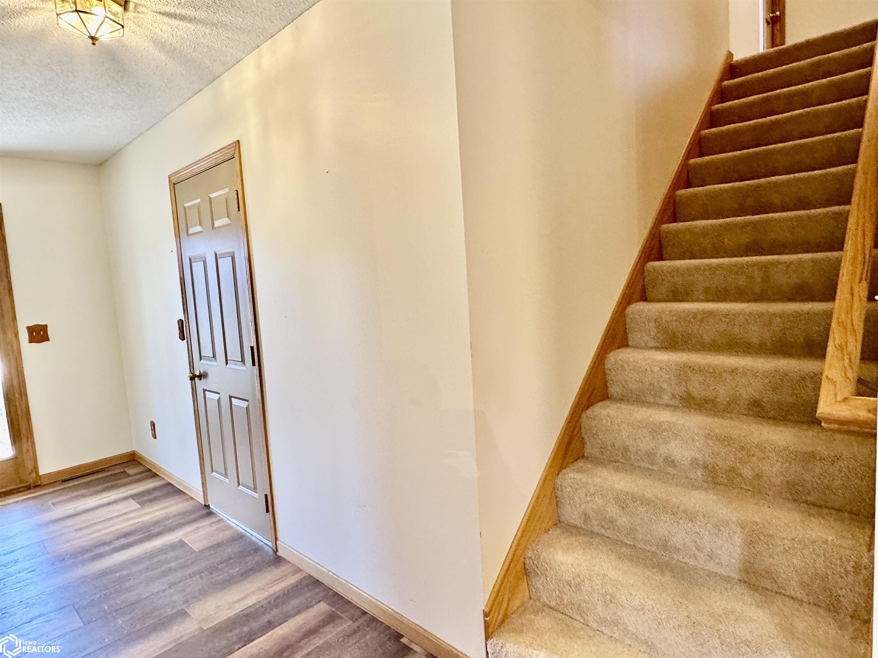 2302 16th Ave N, Clear Lake, Iowa image 30