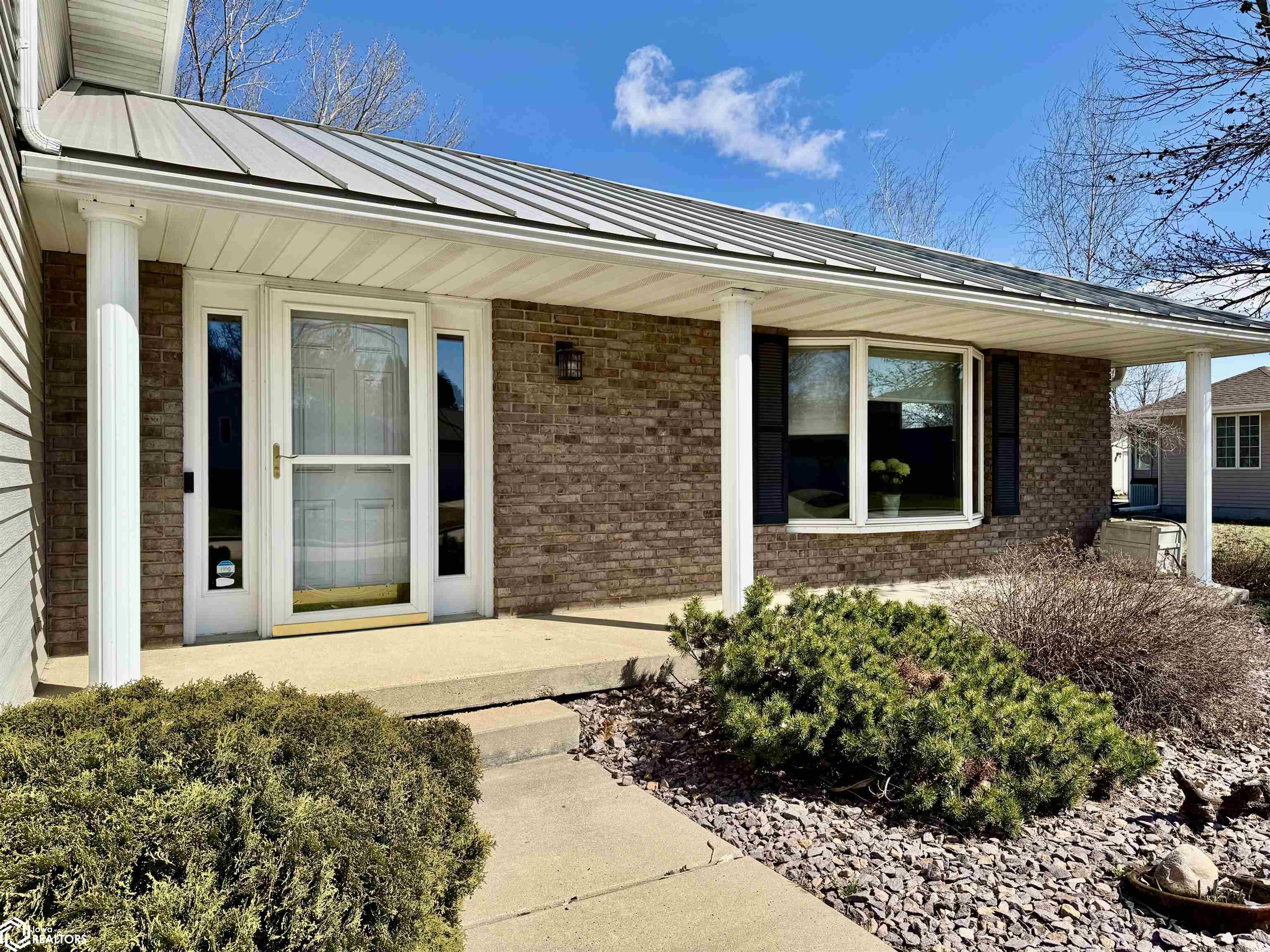2302 16th Ave N, Clear Lake, Iowa image 4