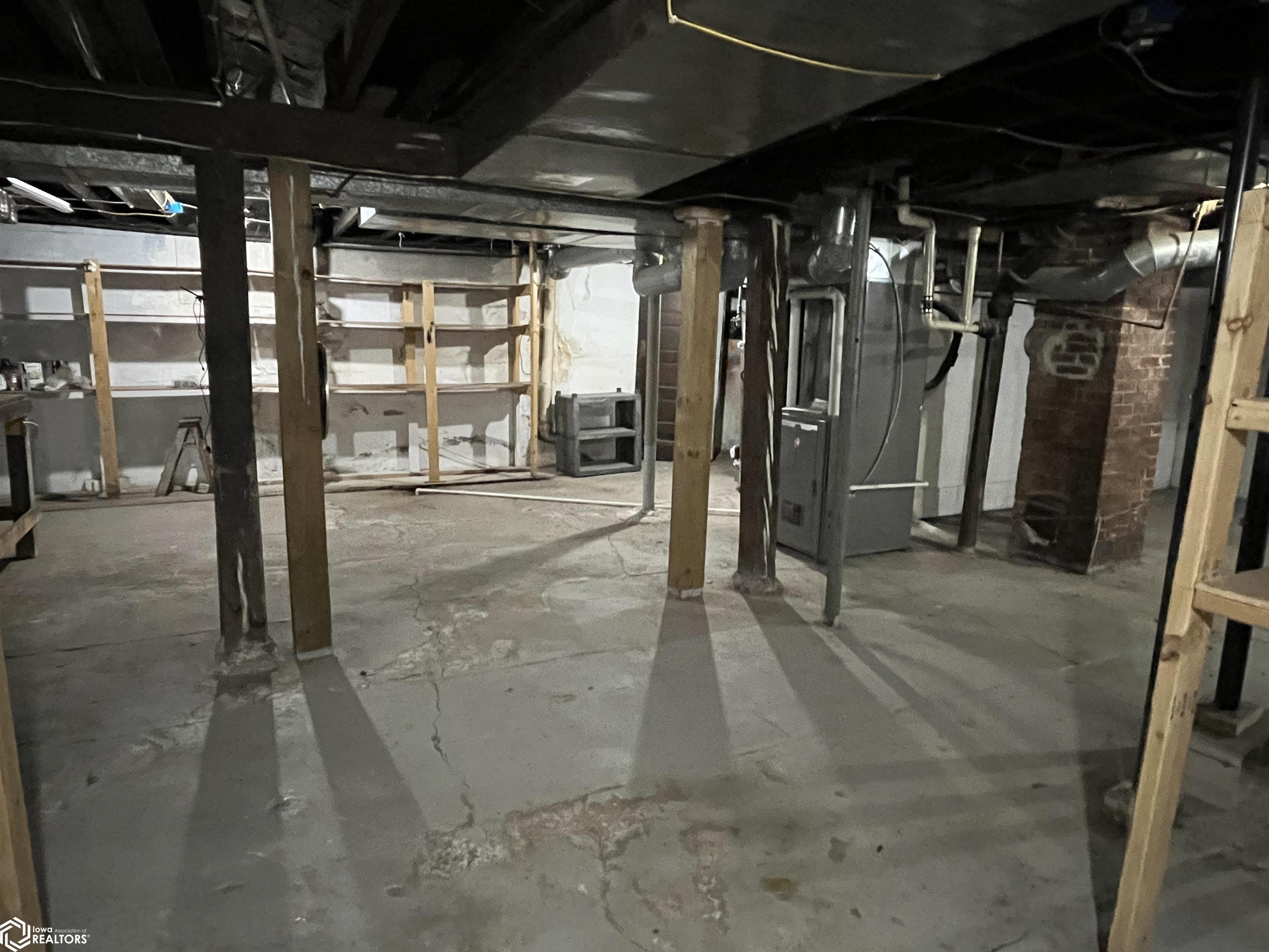 11 5th Avenue, Albia, Iowa image 25