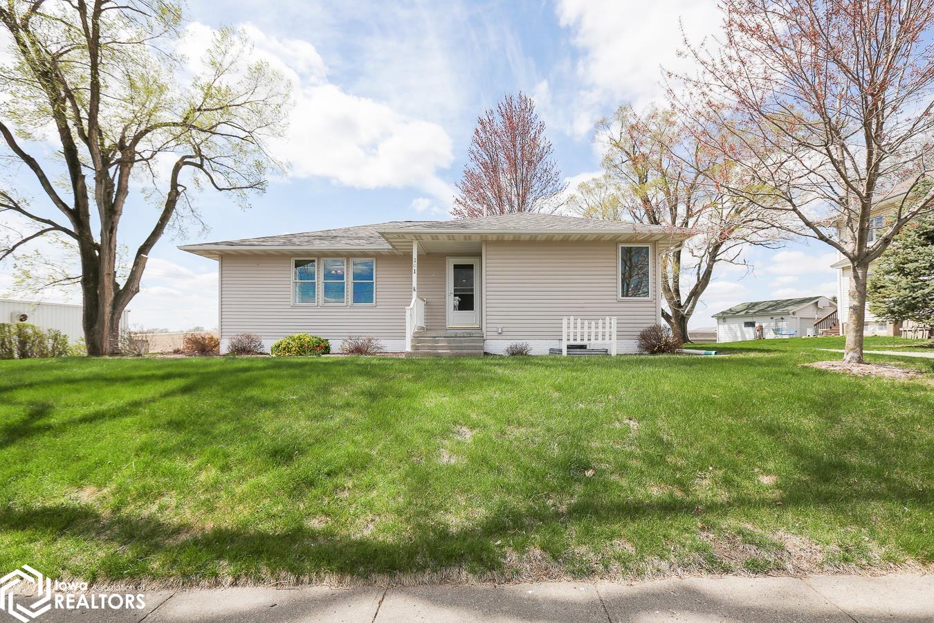301 Otley Street, Leighton, Iowa image 1