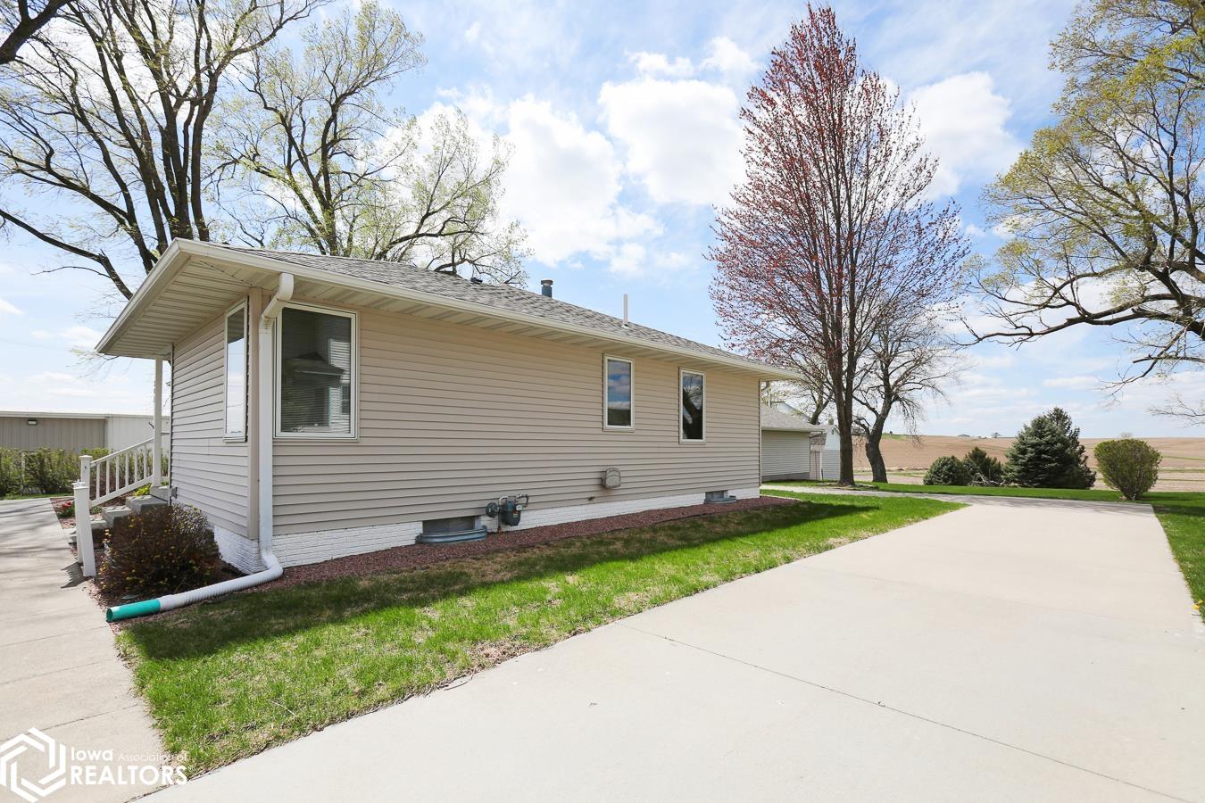 301 Otley Street, Leighton, Iowa image 32