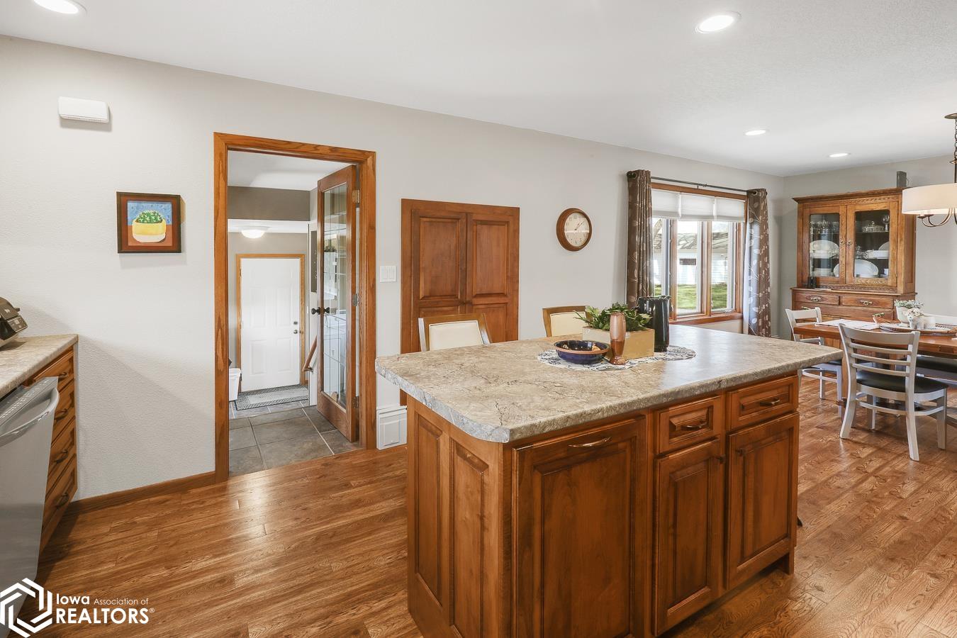 301 Otley Street, Leighton, Iowa image 6