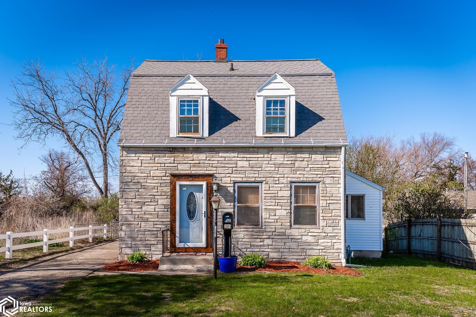 1505 Kalsem Boulevard, Marshalltown, Iowa image 1
