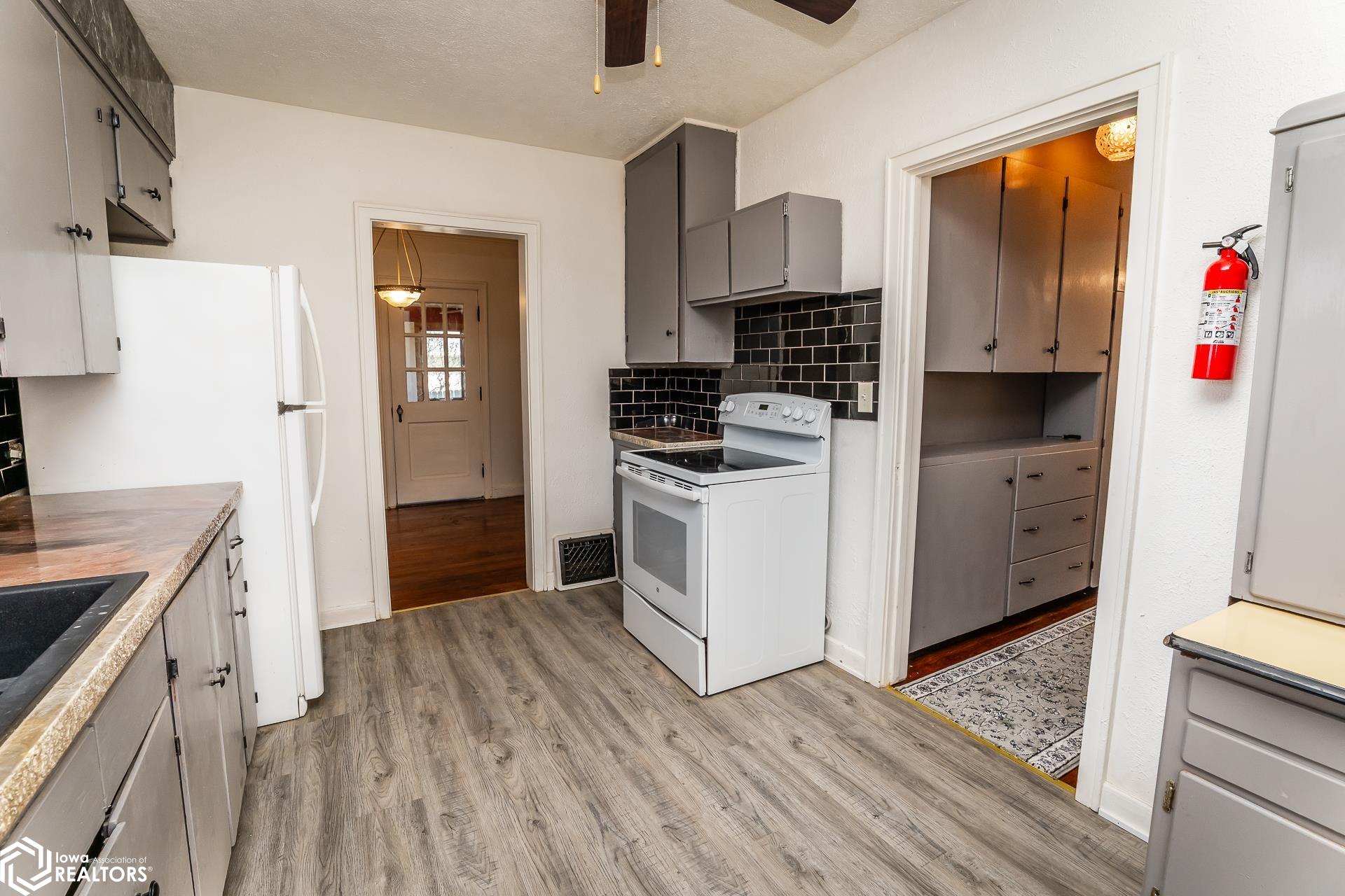 1505 Kalsem Boulevard, Marshalltown, Iowa image 12