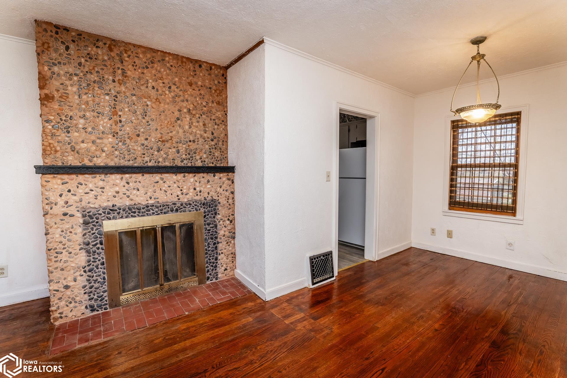 1505 Kalsem Boulevard, Marshalltown, Iowa image 9