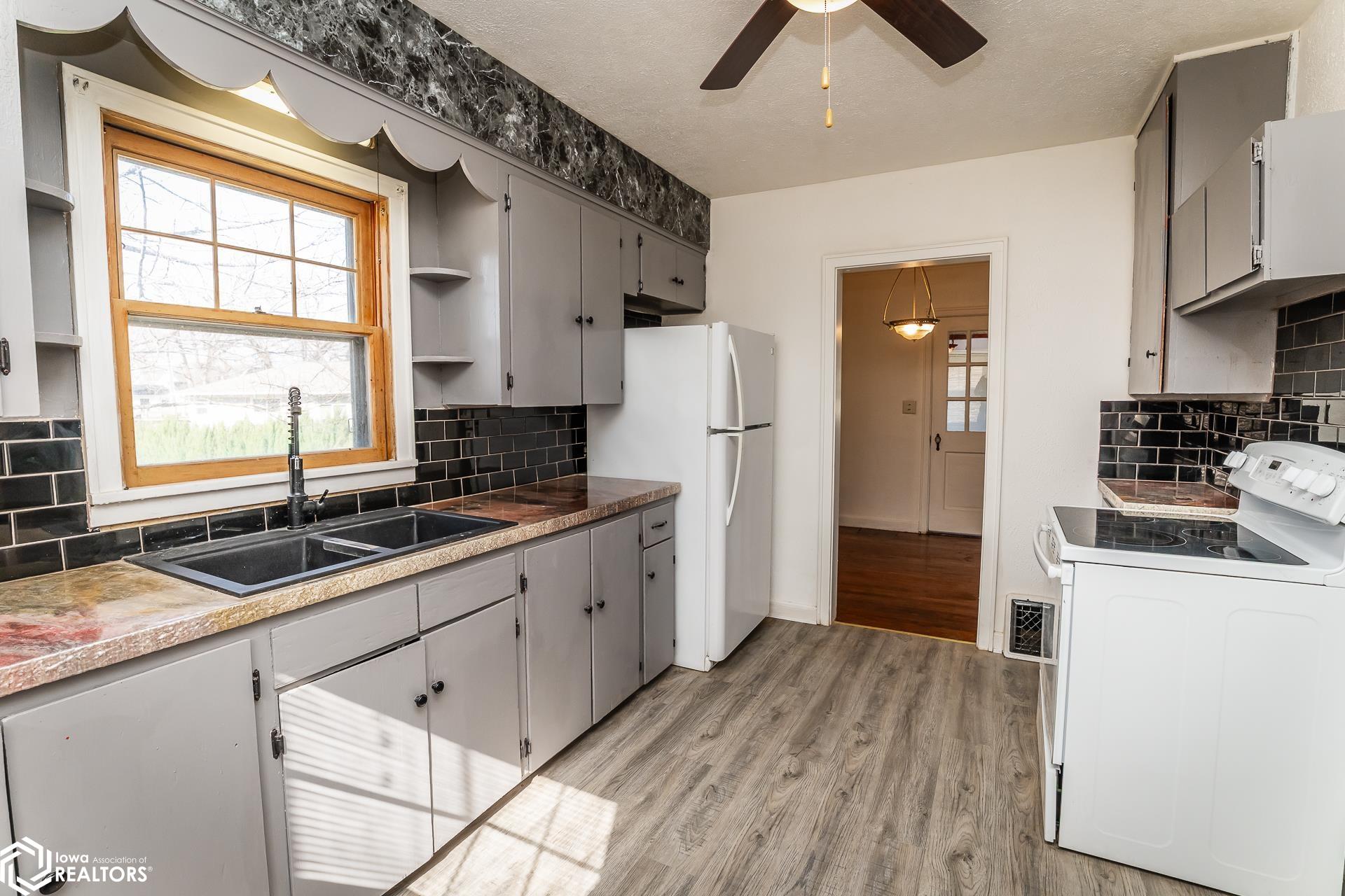 1505 Kalsem Boulevard, Marshalltown, Iowa image 10