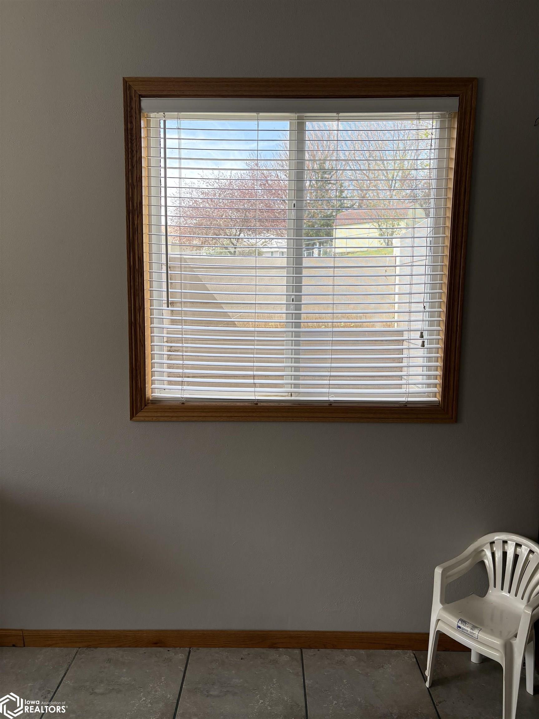 2203 Woodfield Drive, Red Oak, Iowa image 39