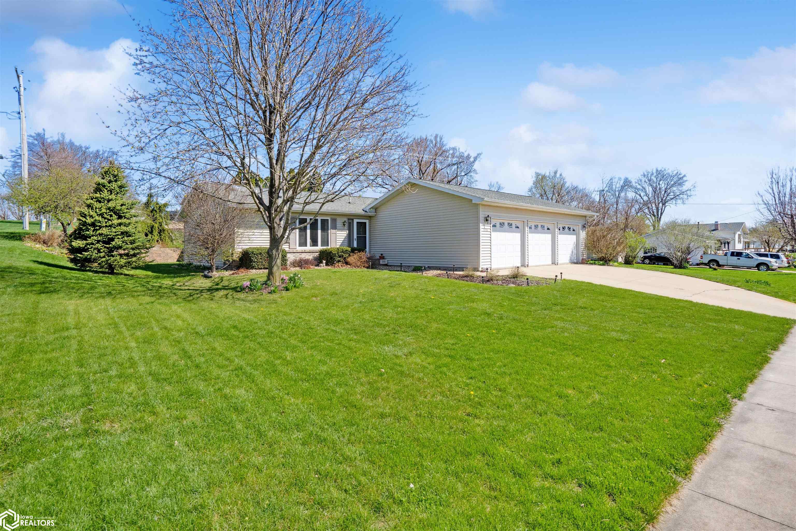 2715 Arnold Drive, Marshalltown, Iowa image 1