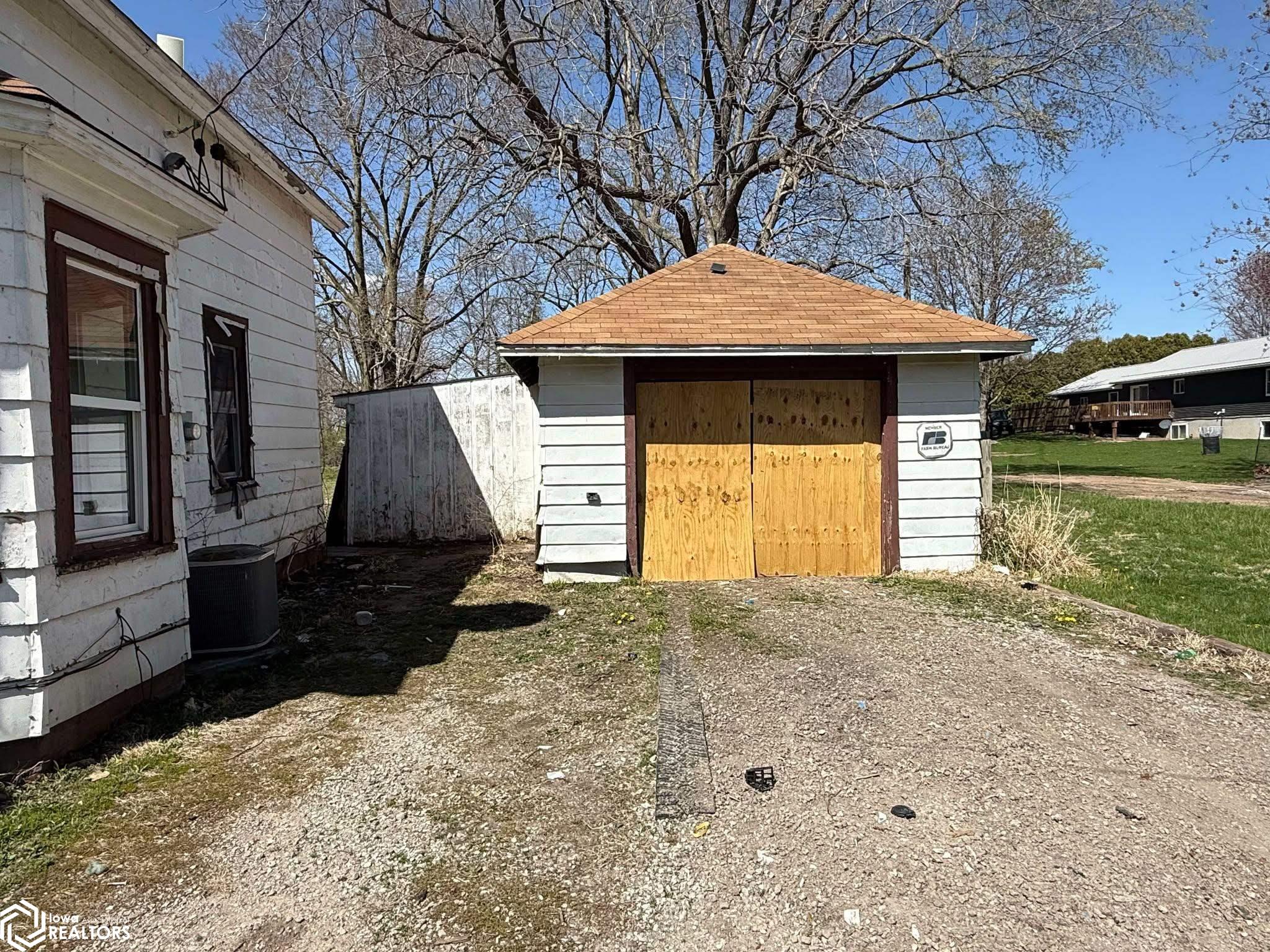 100 E Webster Street, Letts, Iowa image 14