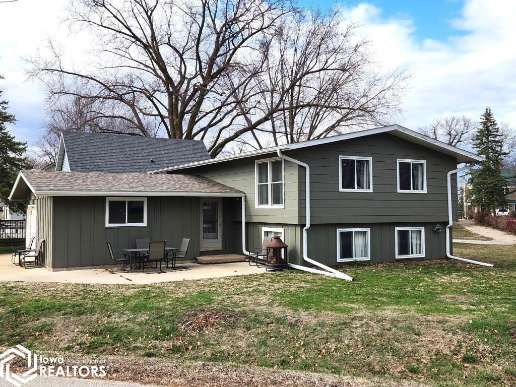 15257 Thoburn Avenue, Clear Lake, Iowa image 1