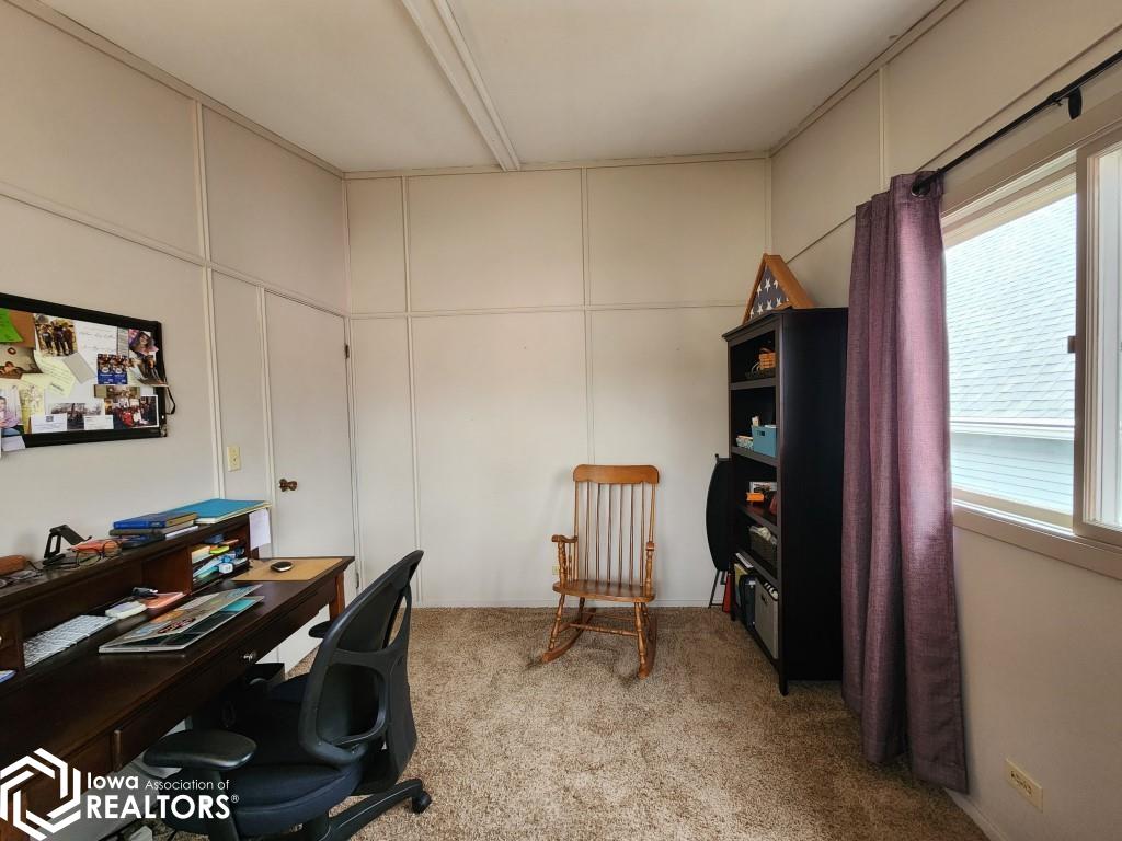 15257 Thoburn Avenue, Clear Lake, Iowa image 13