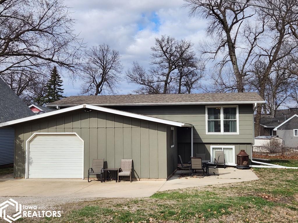 15257 Thoburn Avenue, Clear Lake, Iowa image 20