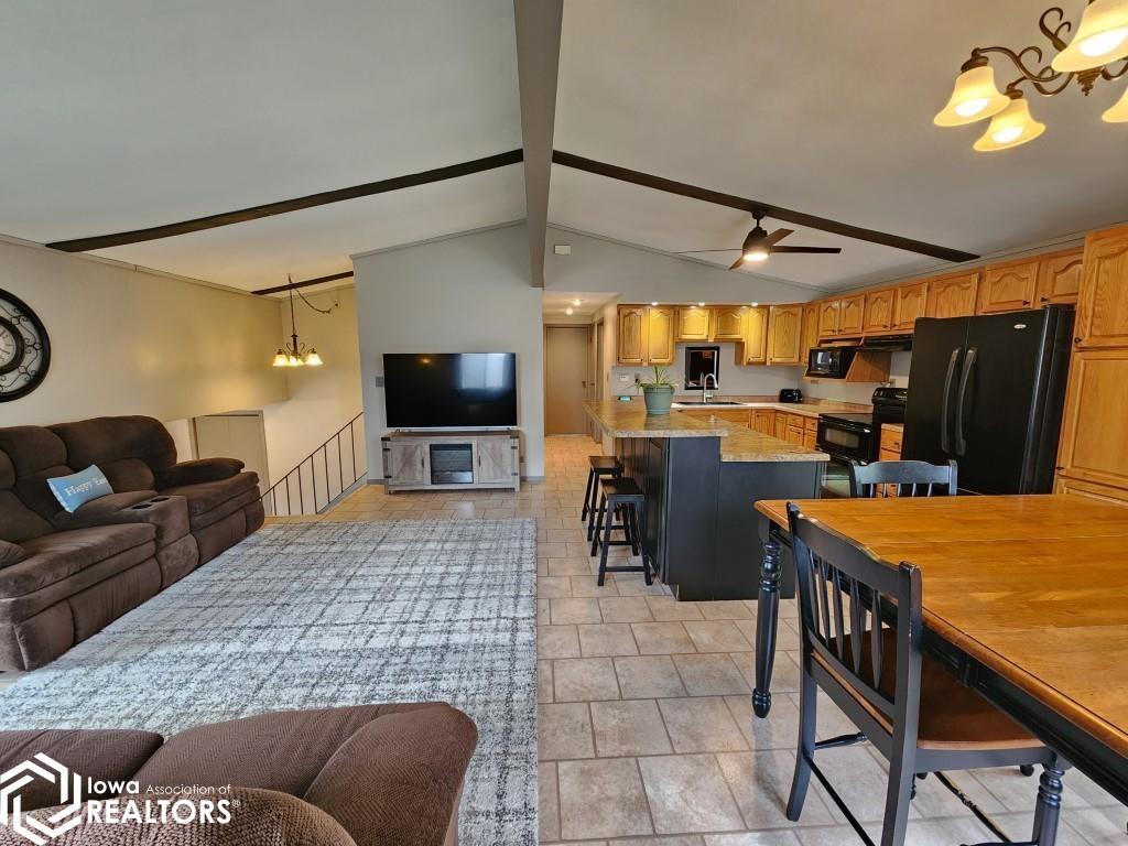 15257 Thoburn Avenue, Clear Lake, Iowa image 3