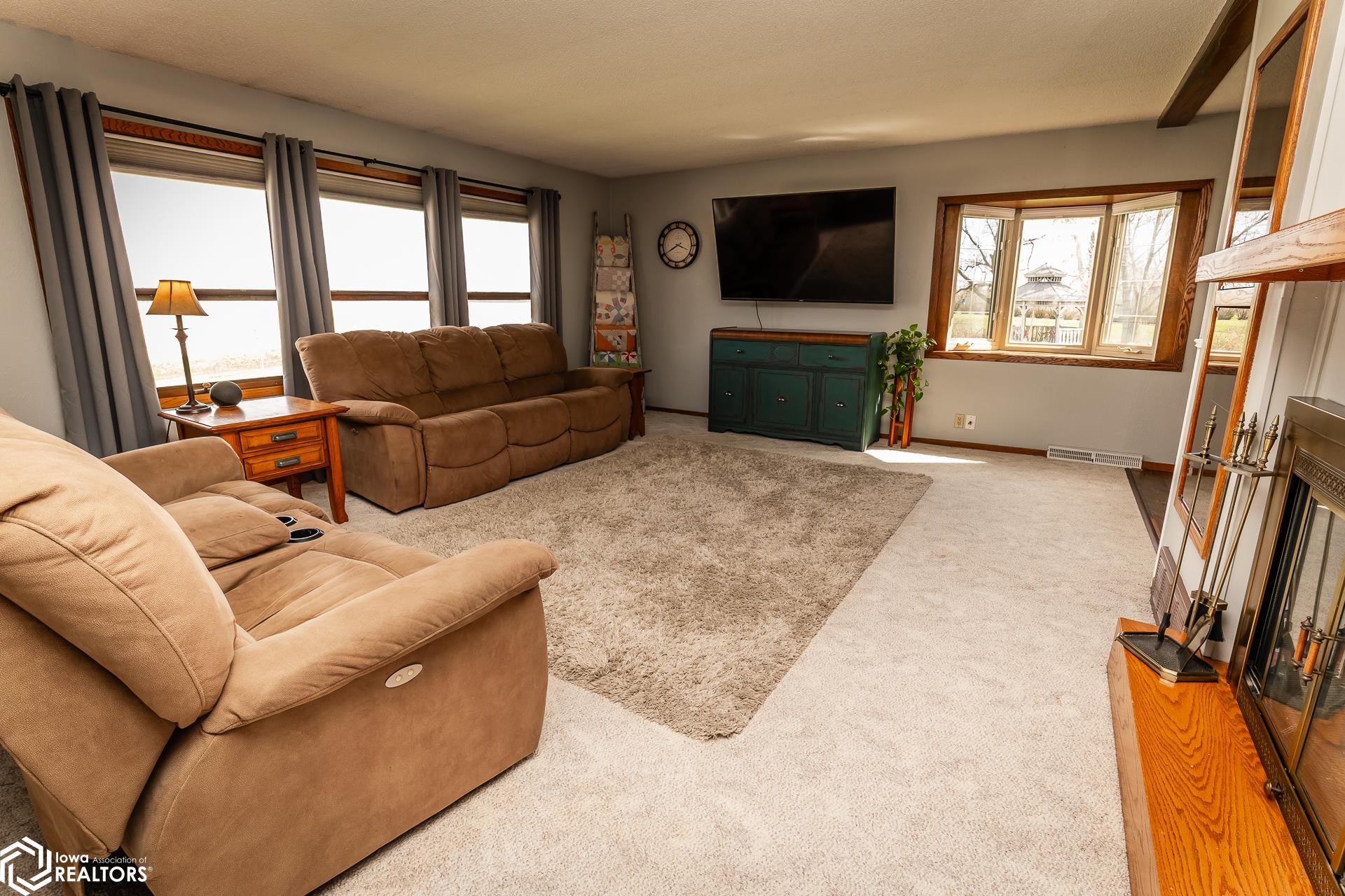 6671 18th Avenue, Keystone, Iowa image 14