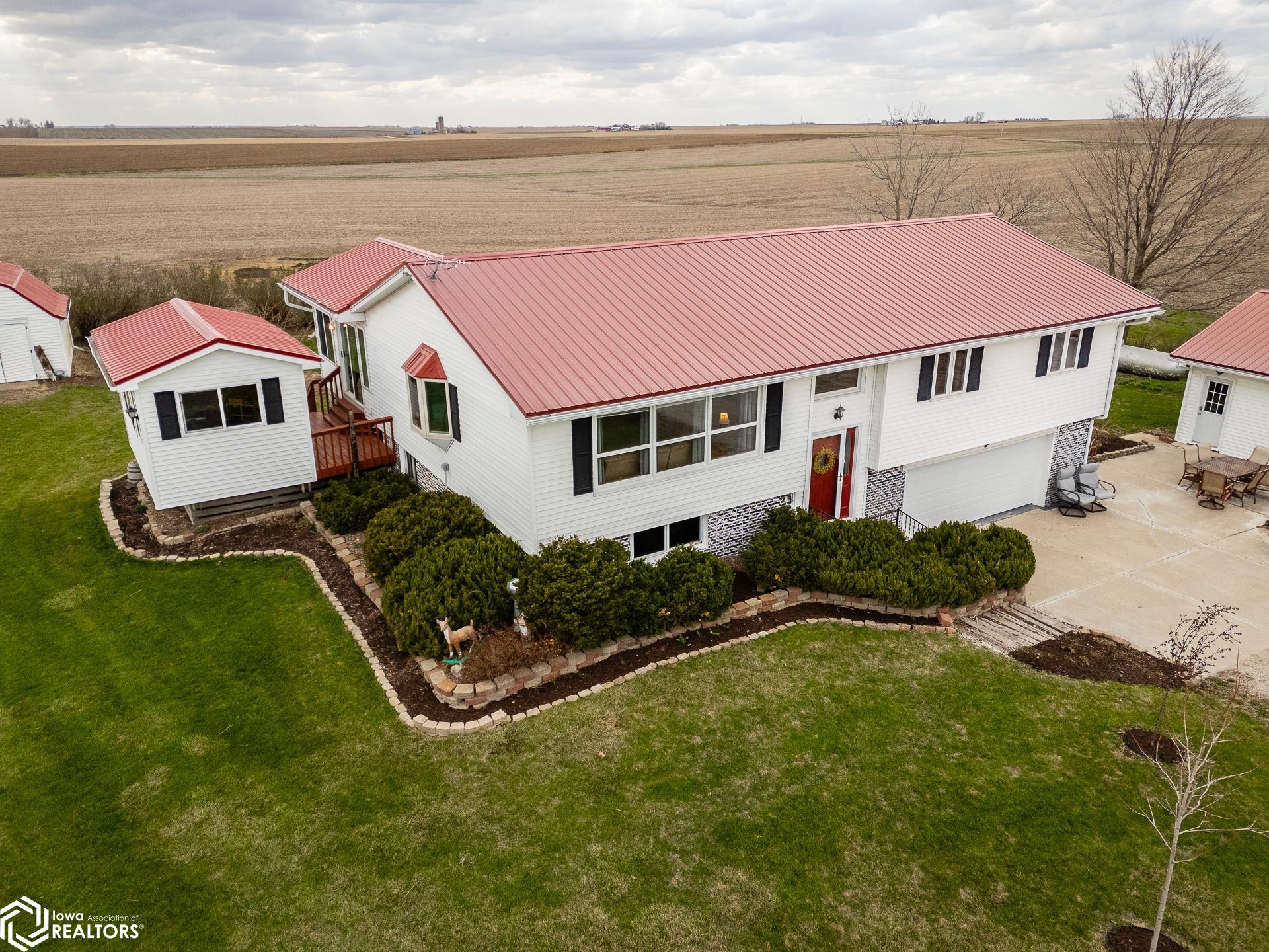 6671 18th Avenue, Keystone, Iowa image 3