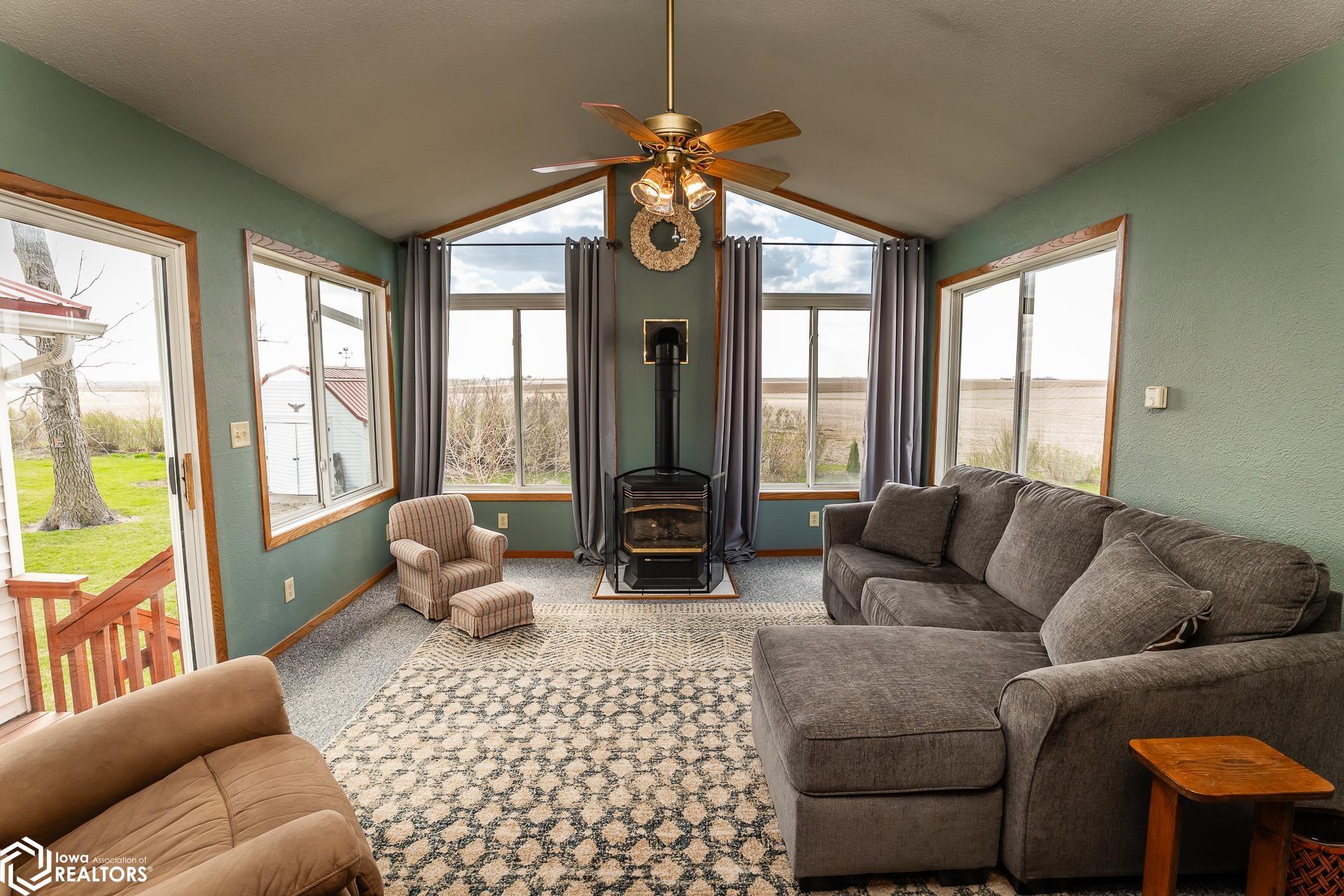 6671 18th Avenue, Keystone, Iowa image 22