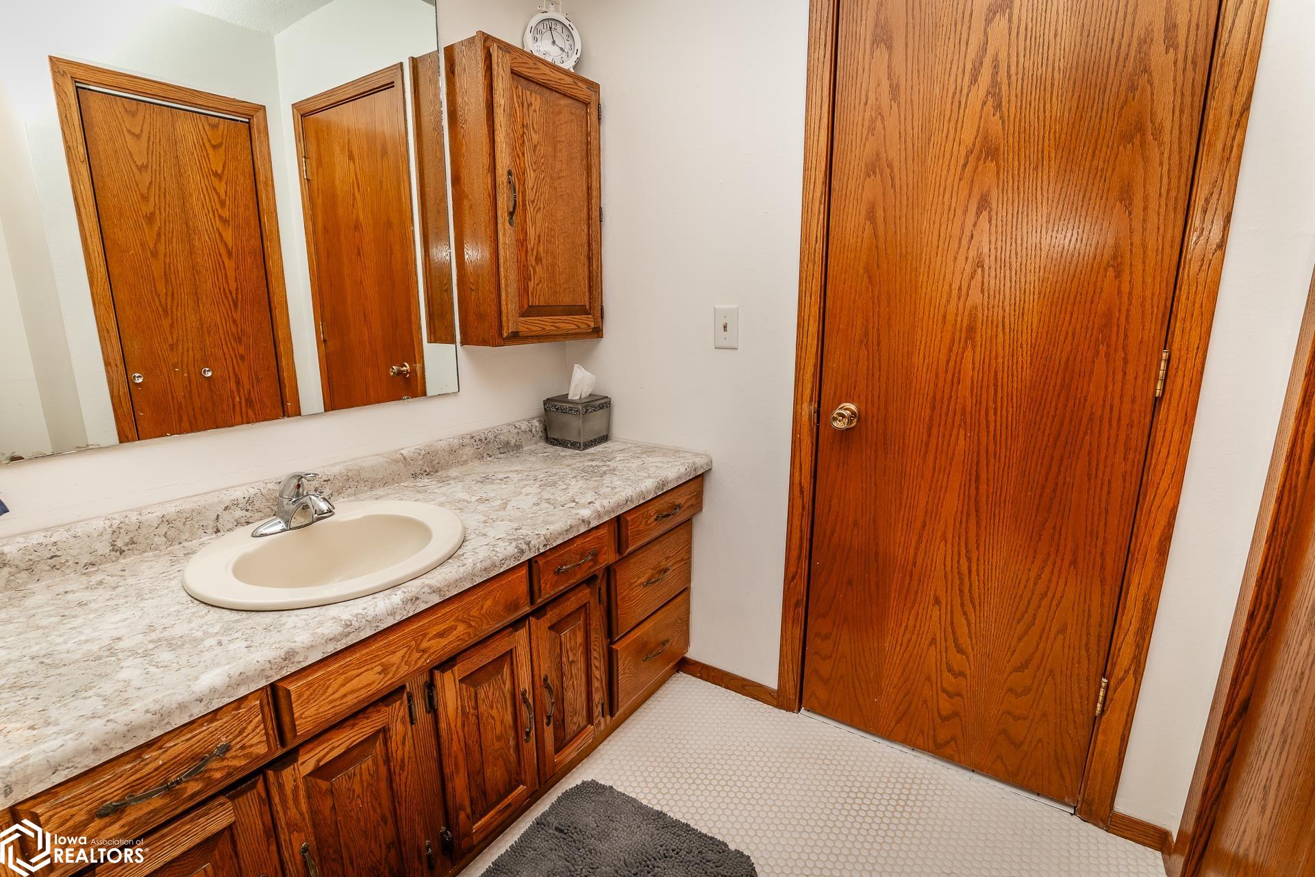 6671 18th Avenue, Keystone, Iowa image 33