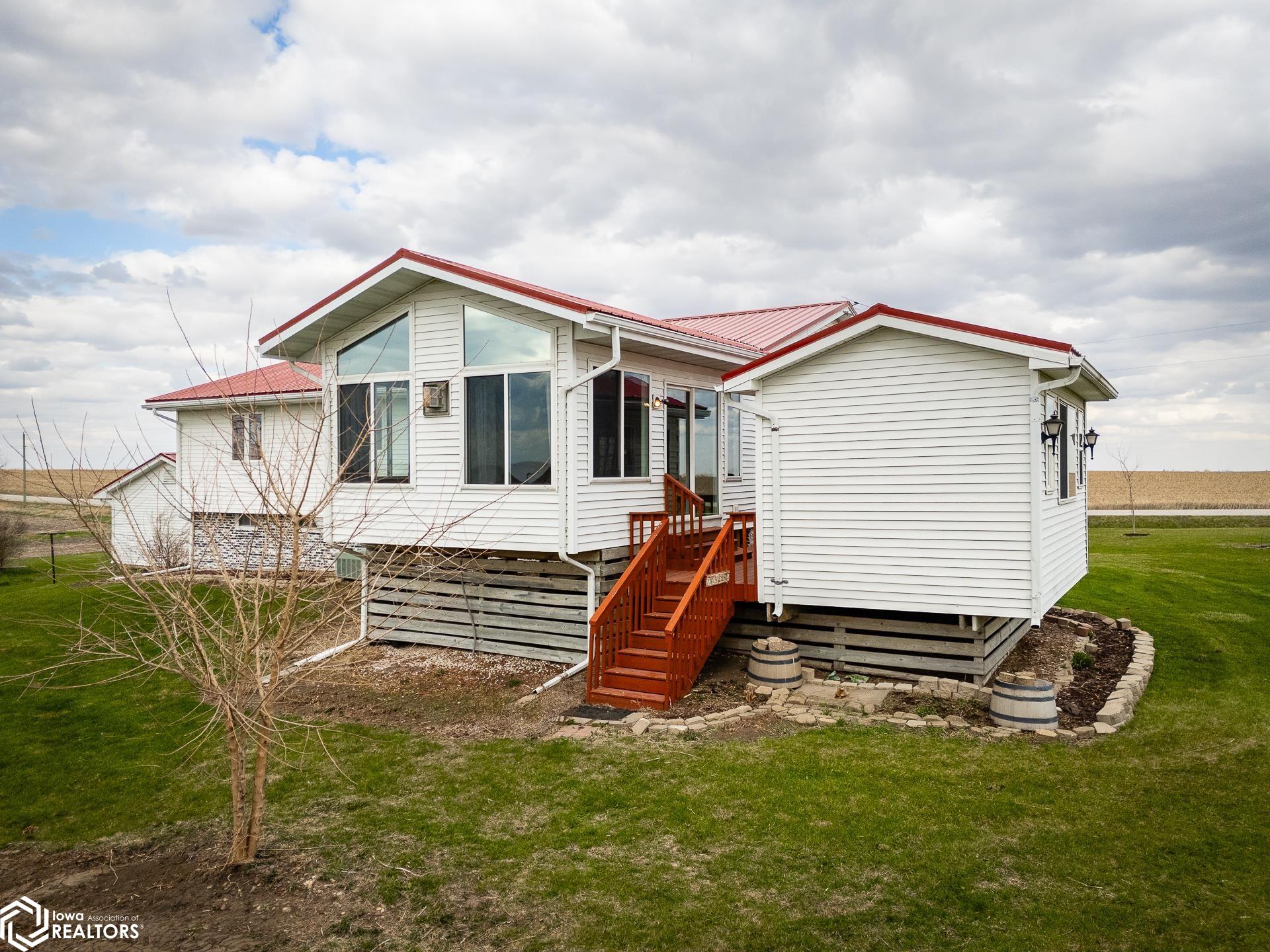 6671 18th Avenue, Keystone, Iowa image 46
