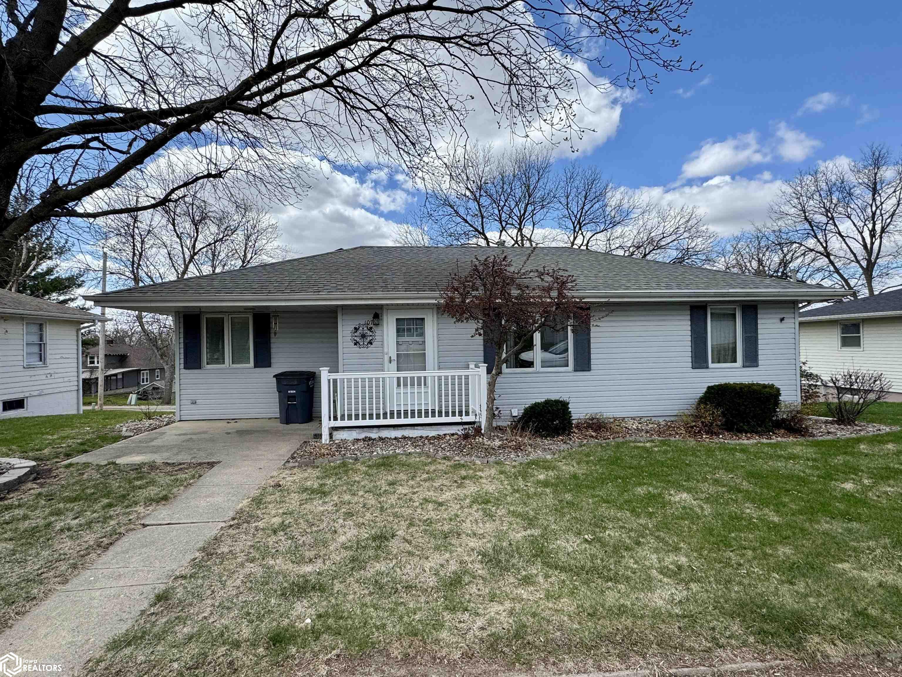 107 Knutsen Street, Exira, Iowa image 1