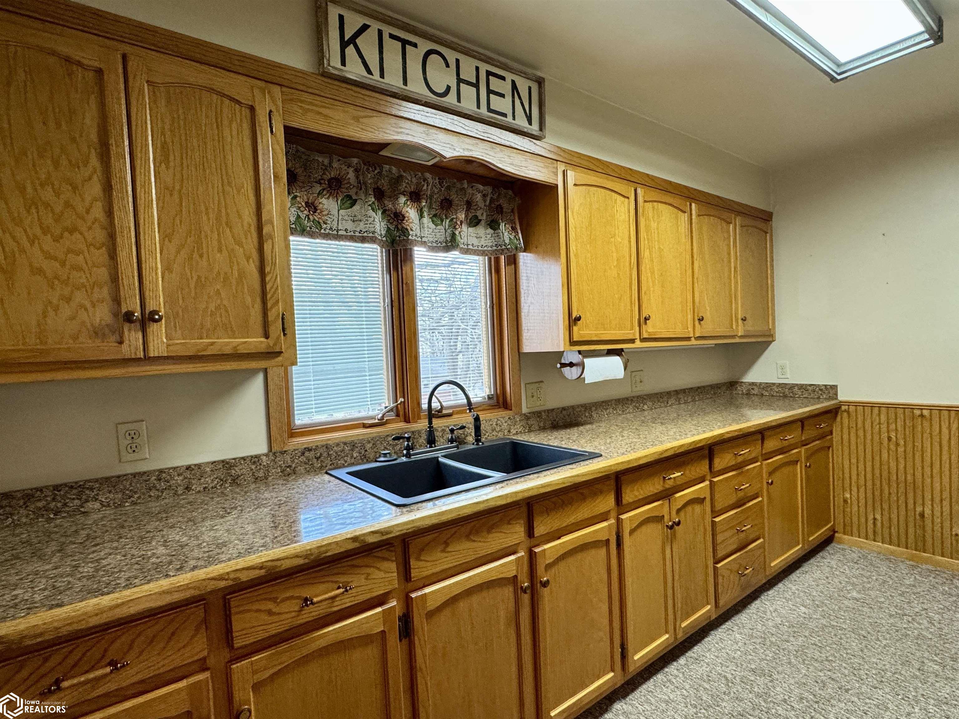 107 Knutsen Street, Exira, Iowa image 12