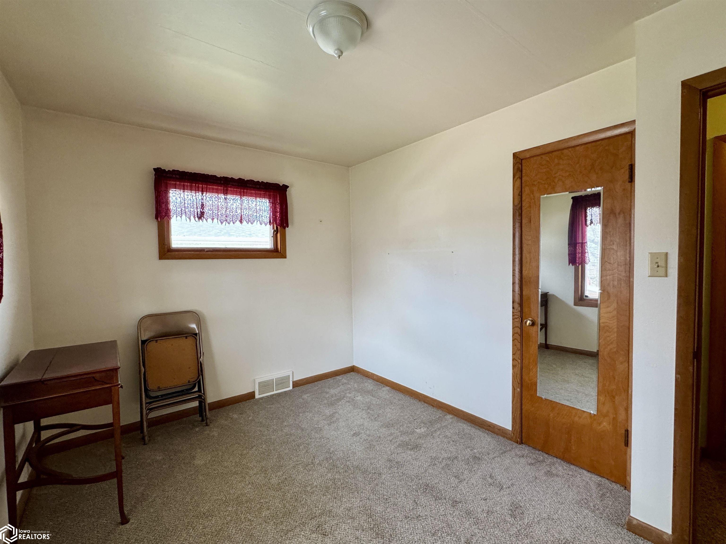 107 Knutsen Street, Exira, Iowa image 20
