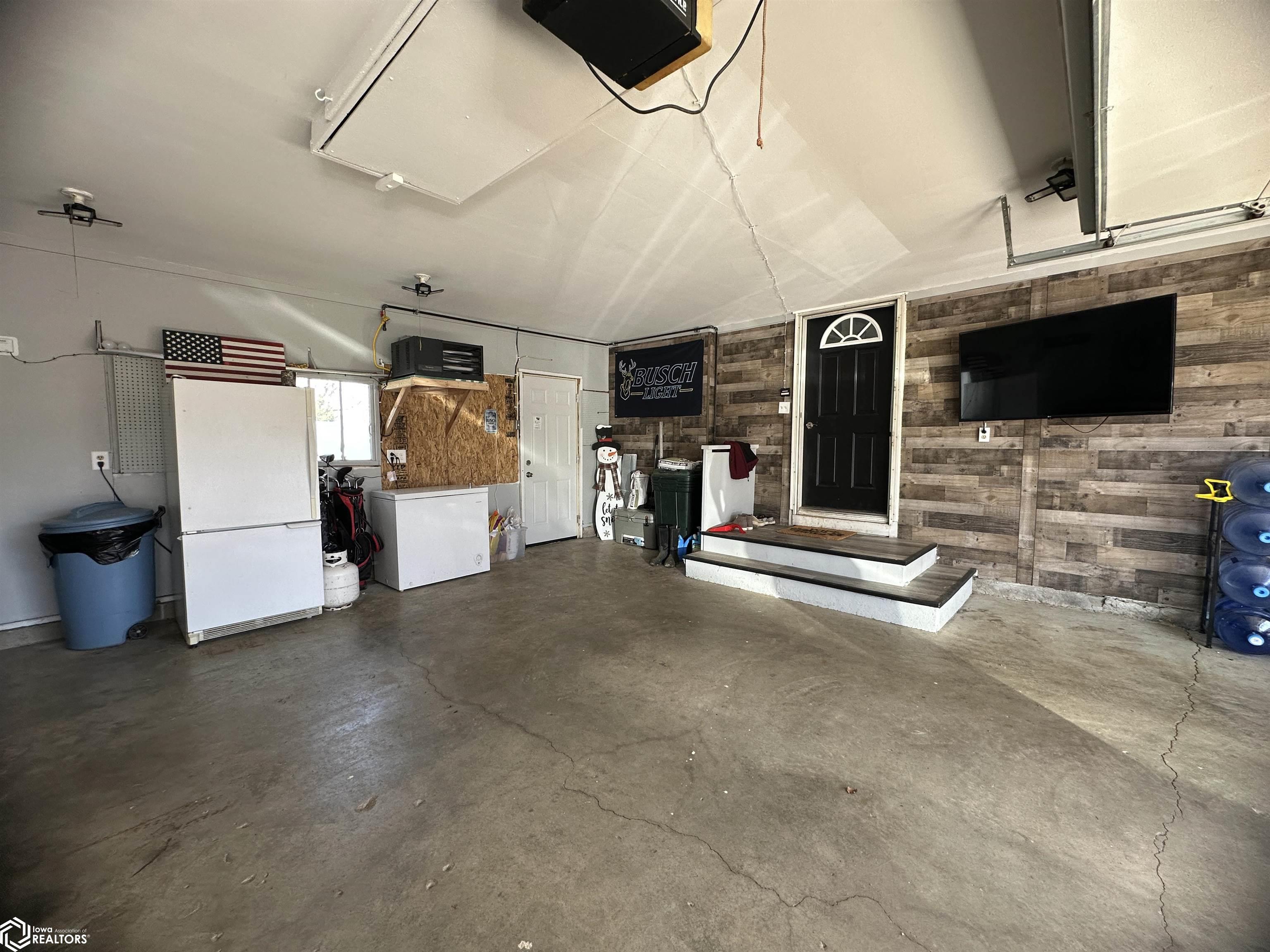 604 N 3rd Ave, Northwood, Iowa image 16