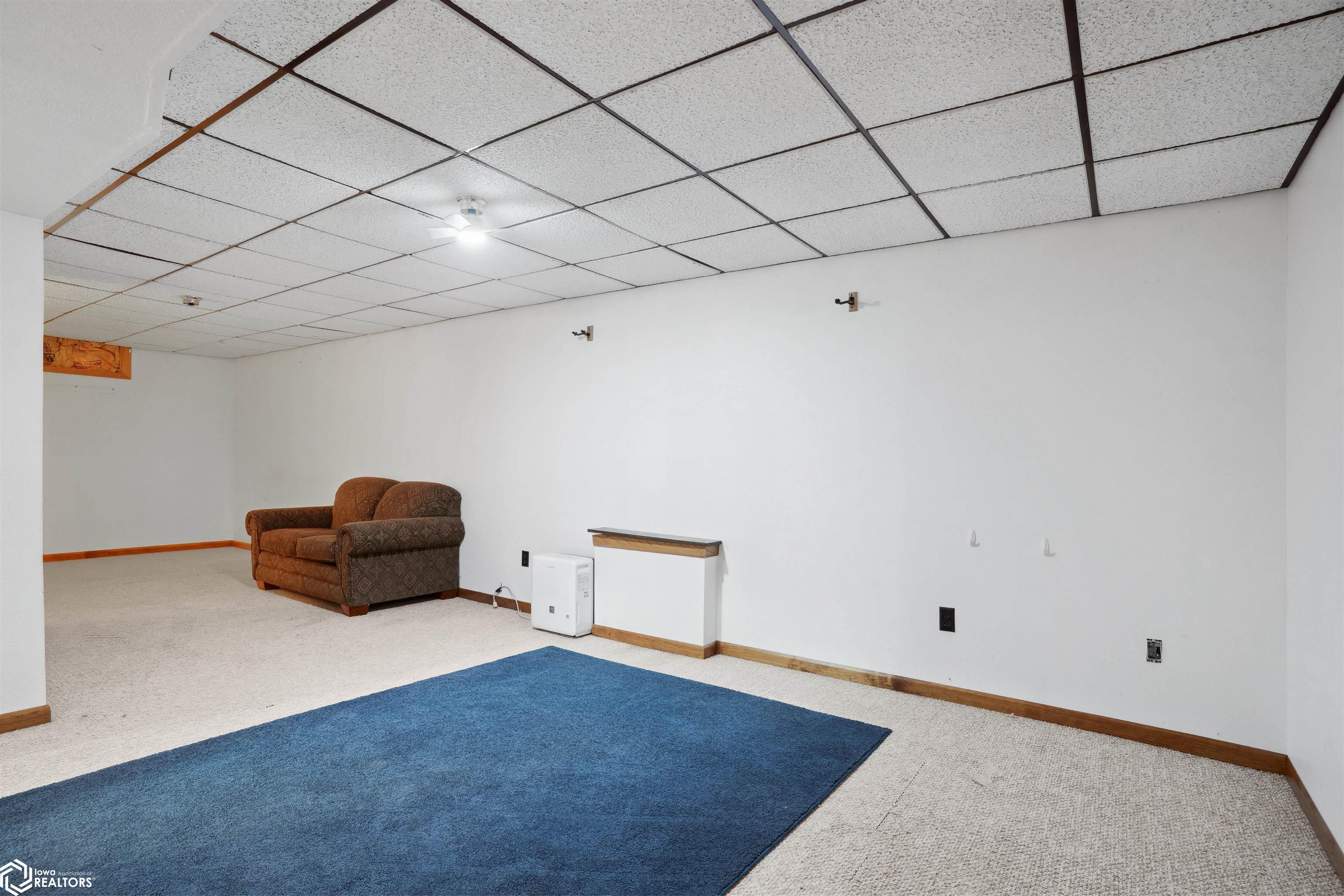 205 9th Street, West Point, Iowa image 19