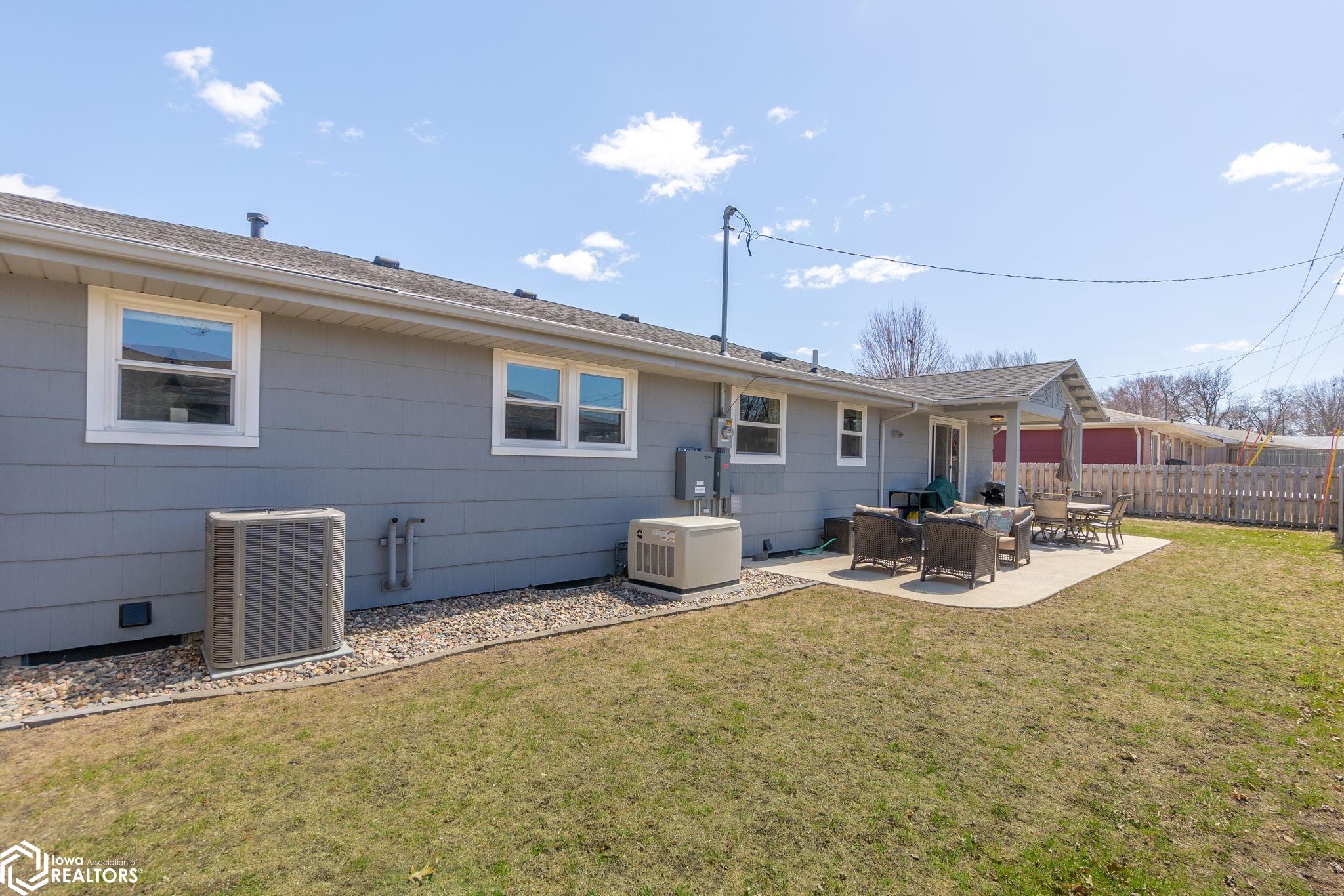 161 Granada Drive, Mason City, Iowa image 27
