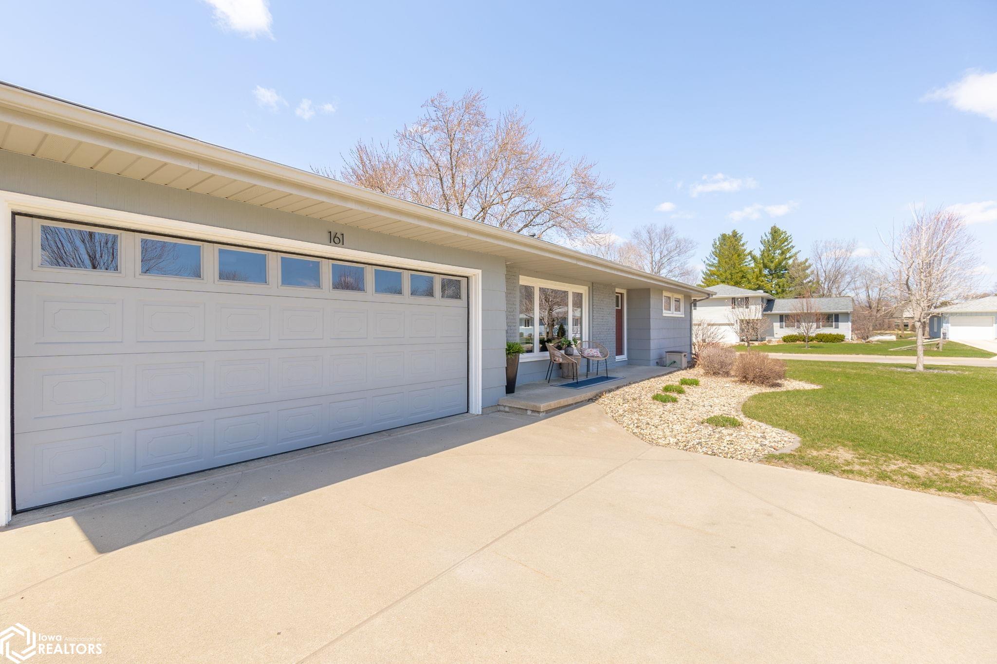 161 Granada Drive, Mason City, Iowa image 4