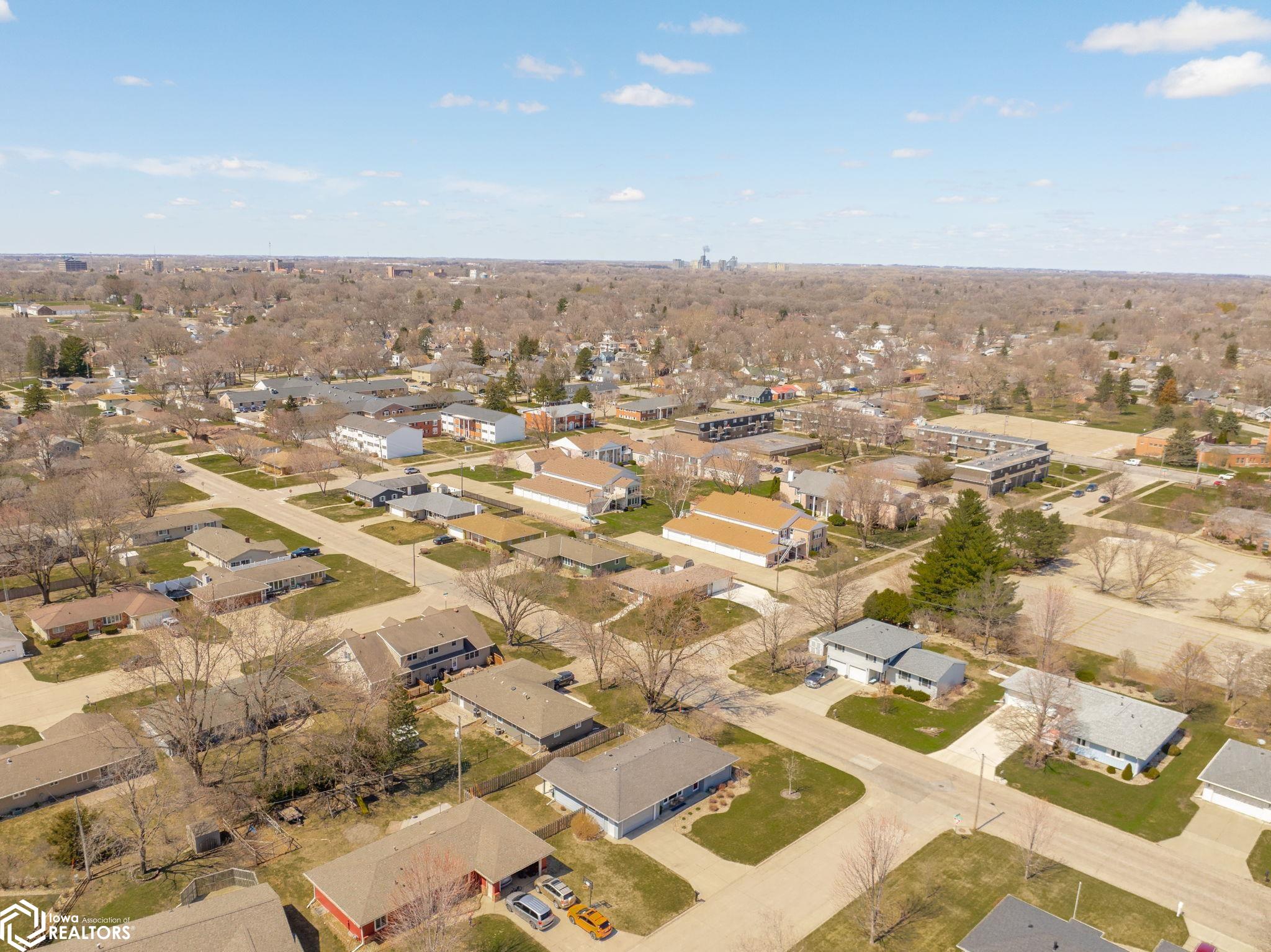 161 Granada Drive, Mason City, Iowa image 36