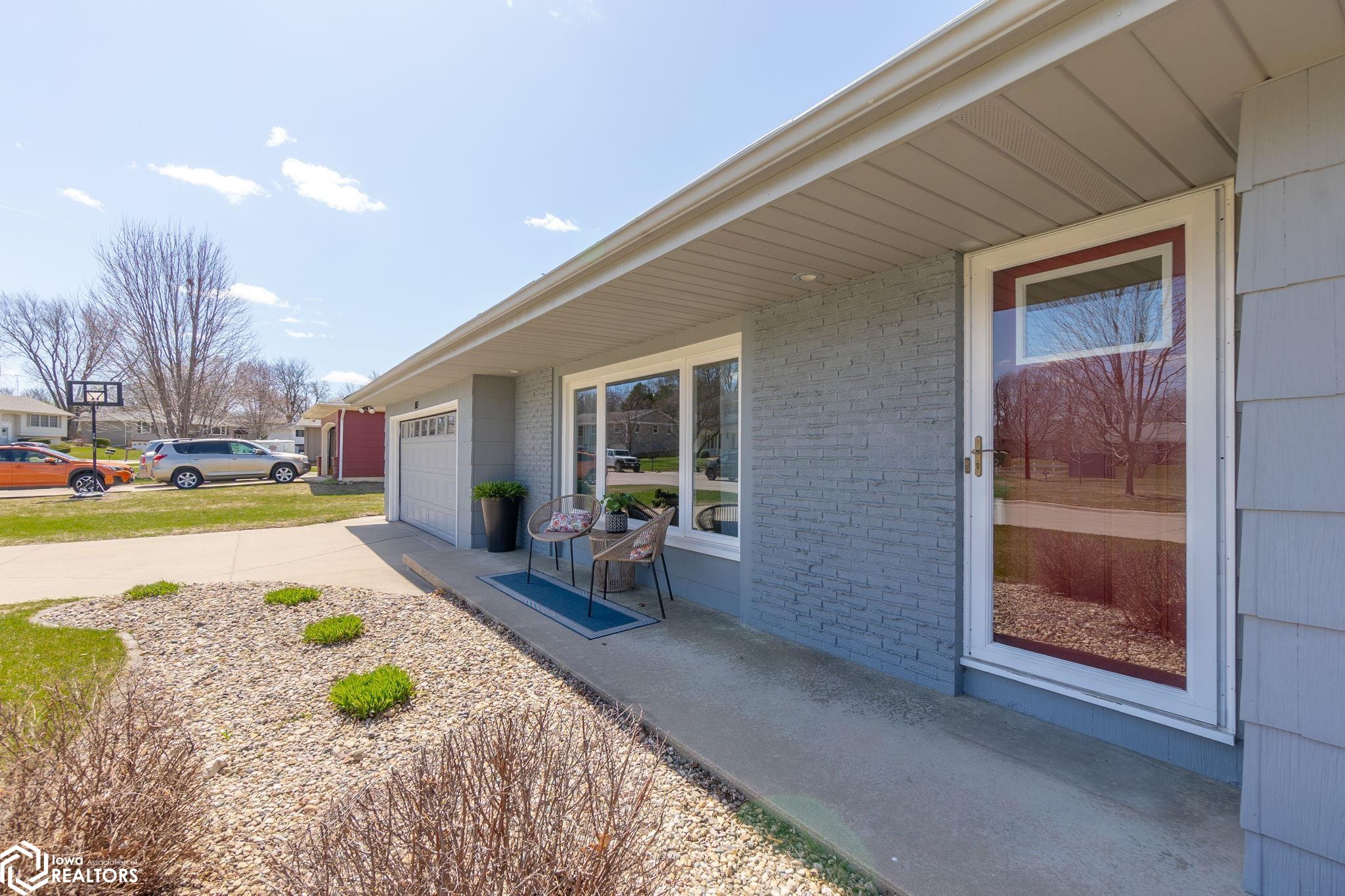 161 Granada Drive, Mason City, Iowa image 5