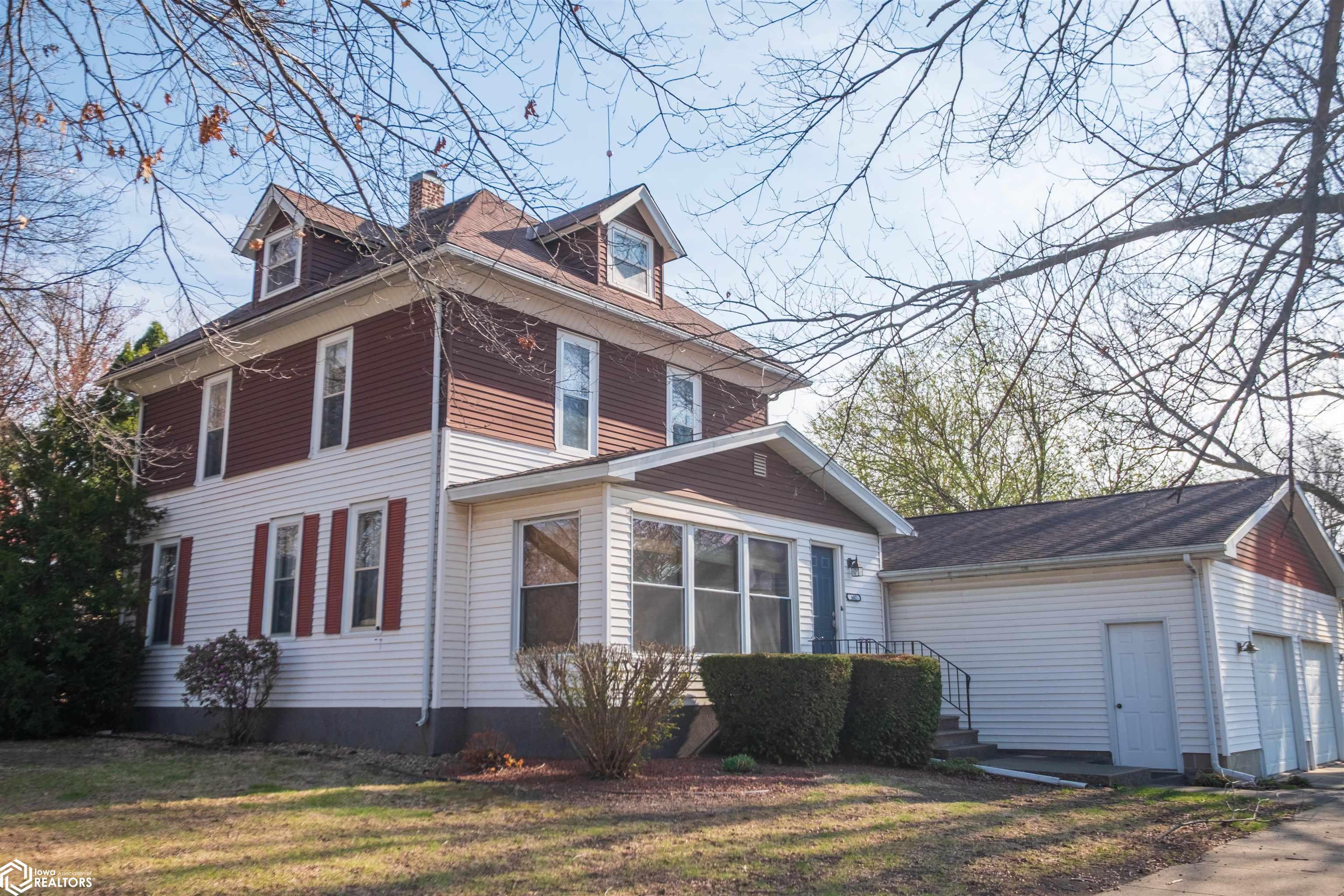402 E Grundy Avenue, Conrad, Iowa image 2