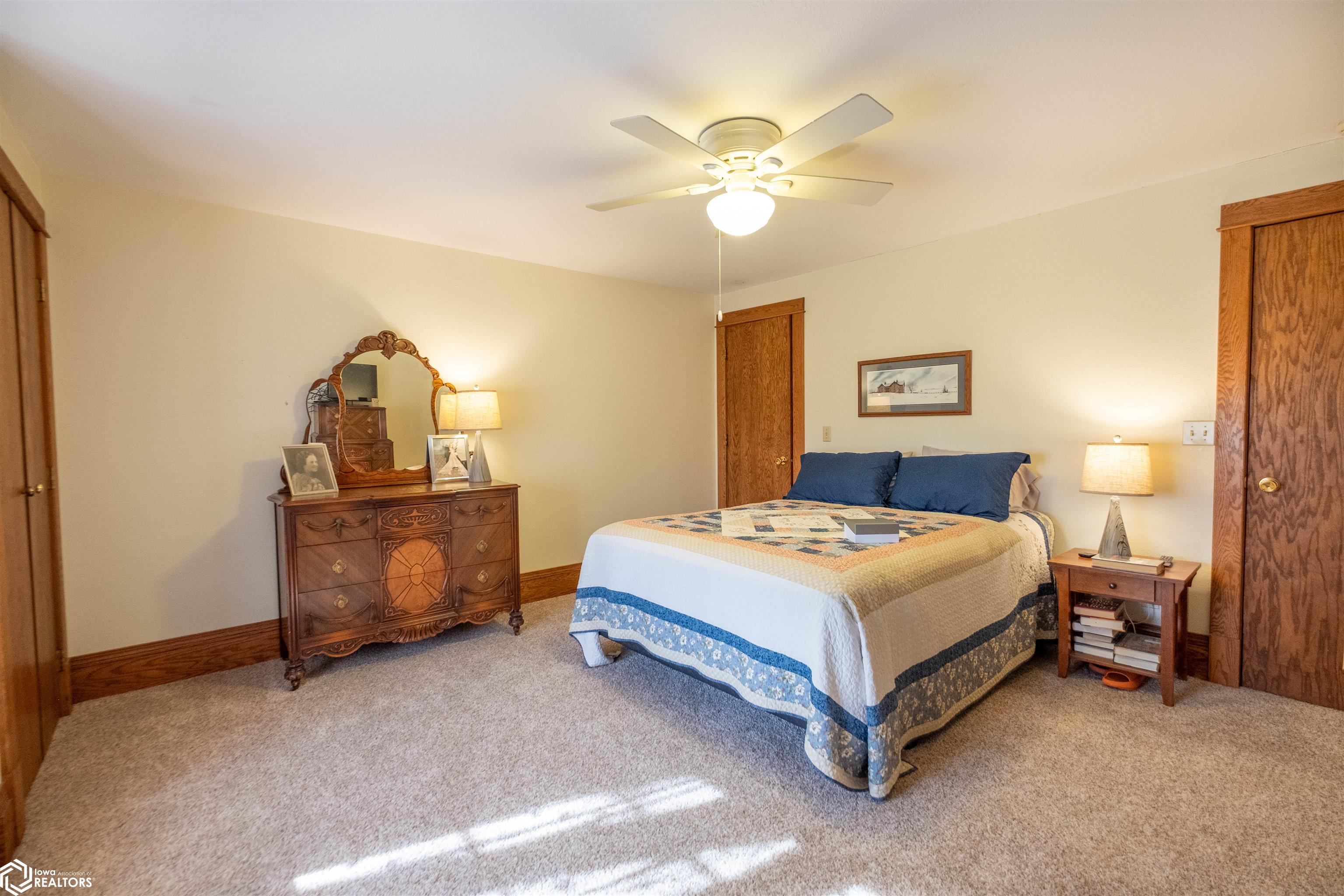 402 E Grundy Avenue, Conrad, Iowa image 21
