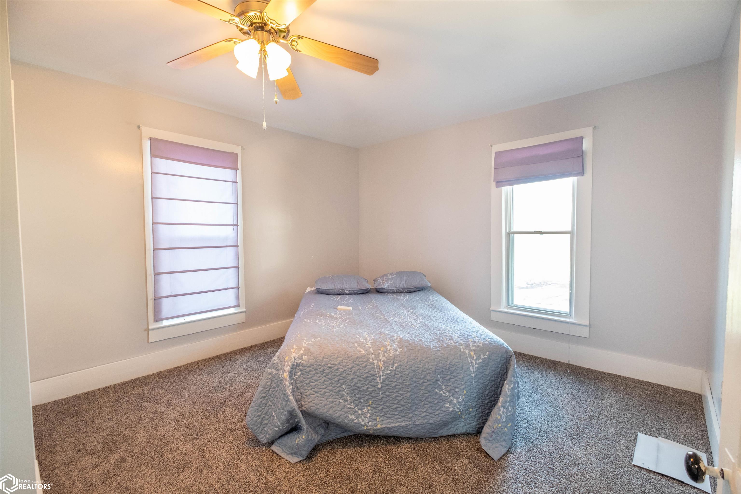 402 E Grundy Avenue, Conrad, Iowa image 24