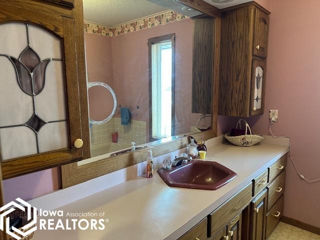 1906 W River Drive, Humboldt, Iowa image 14
