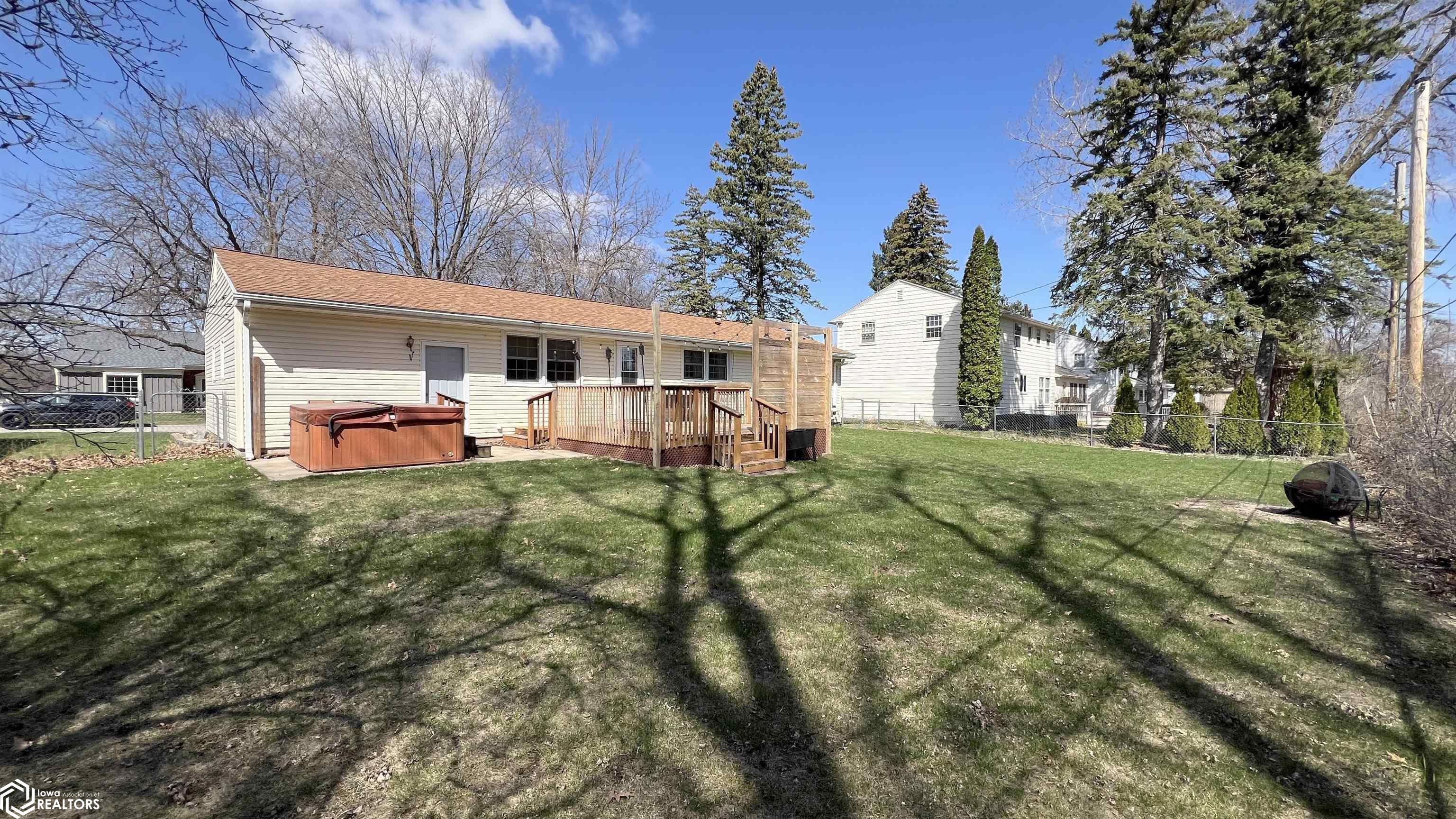 95 Lakeview Drive, Mason City, Iowa image 30
