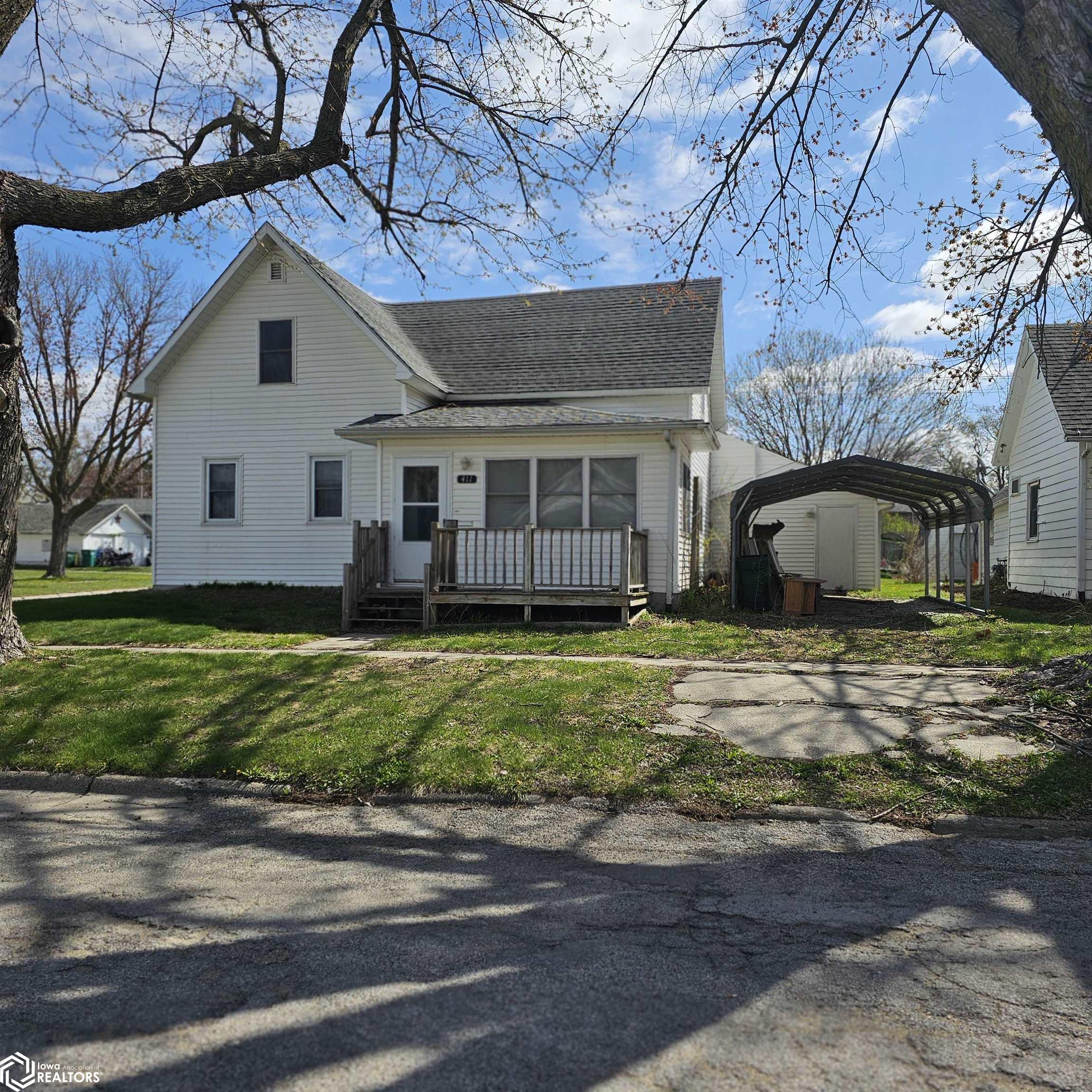 411 N Vine Street, Creston, Iowa image 1