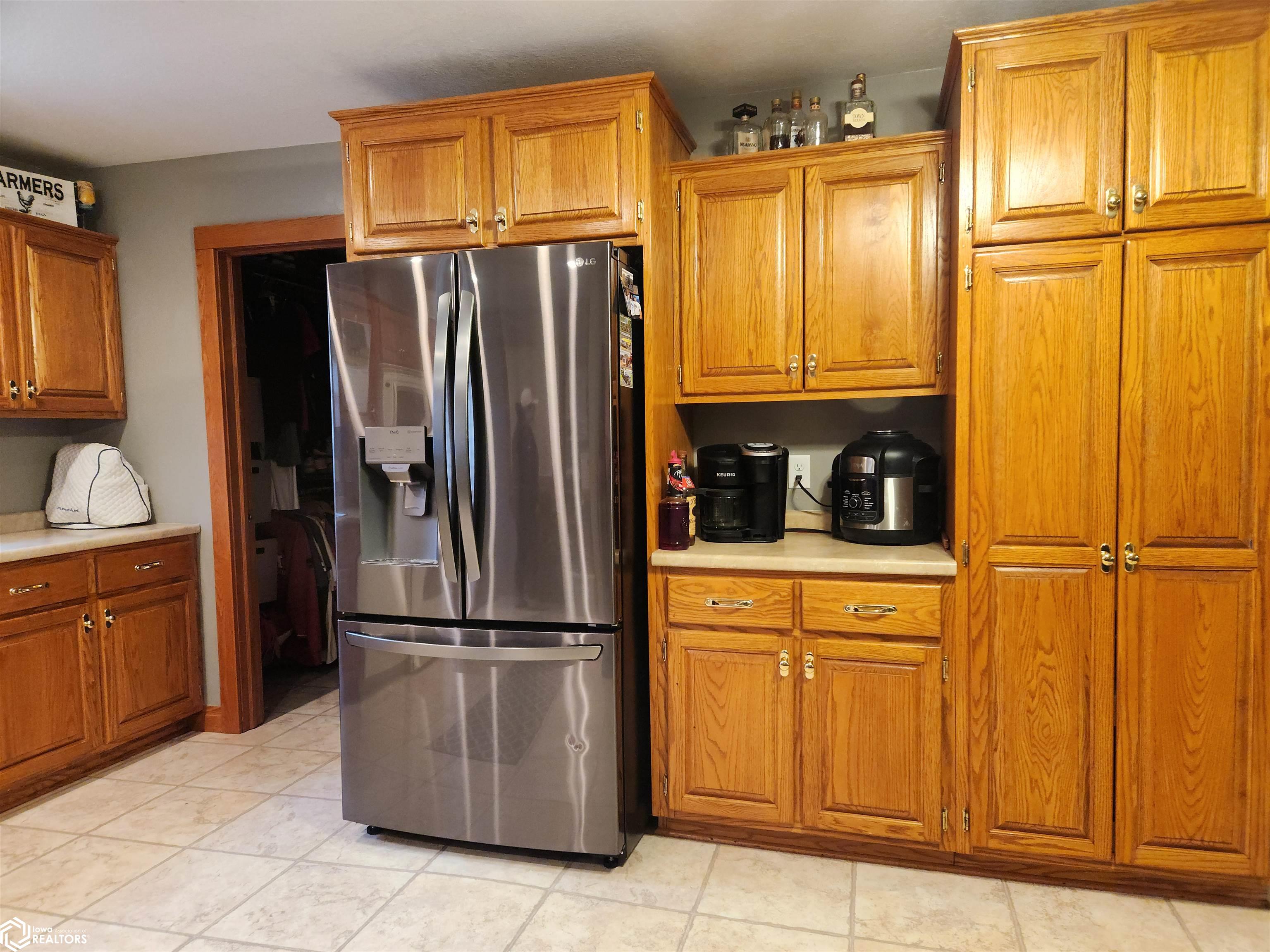 615 S 8th Avenue, Newton, Iowa image 12