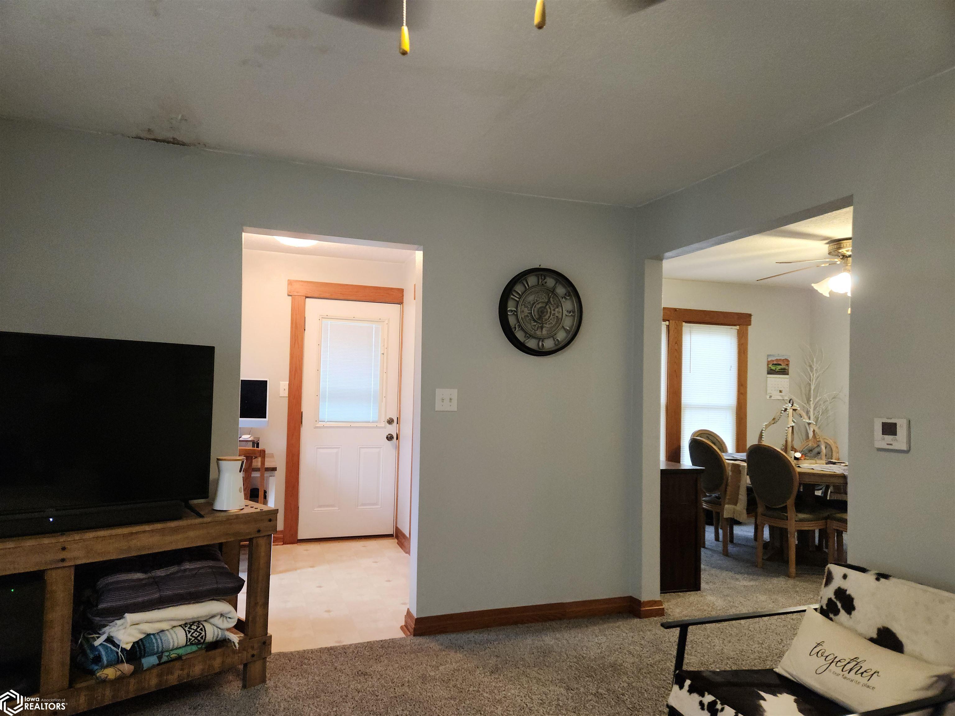 615 S 8th Avenue, Newton, Iowa image 5