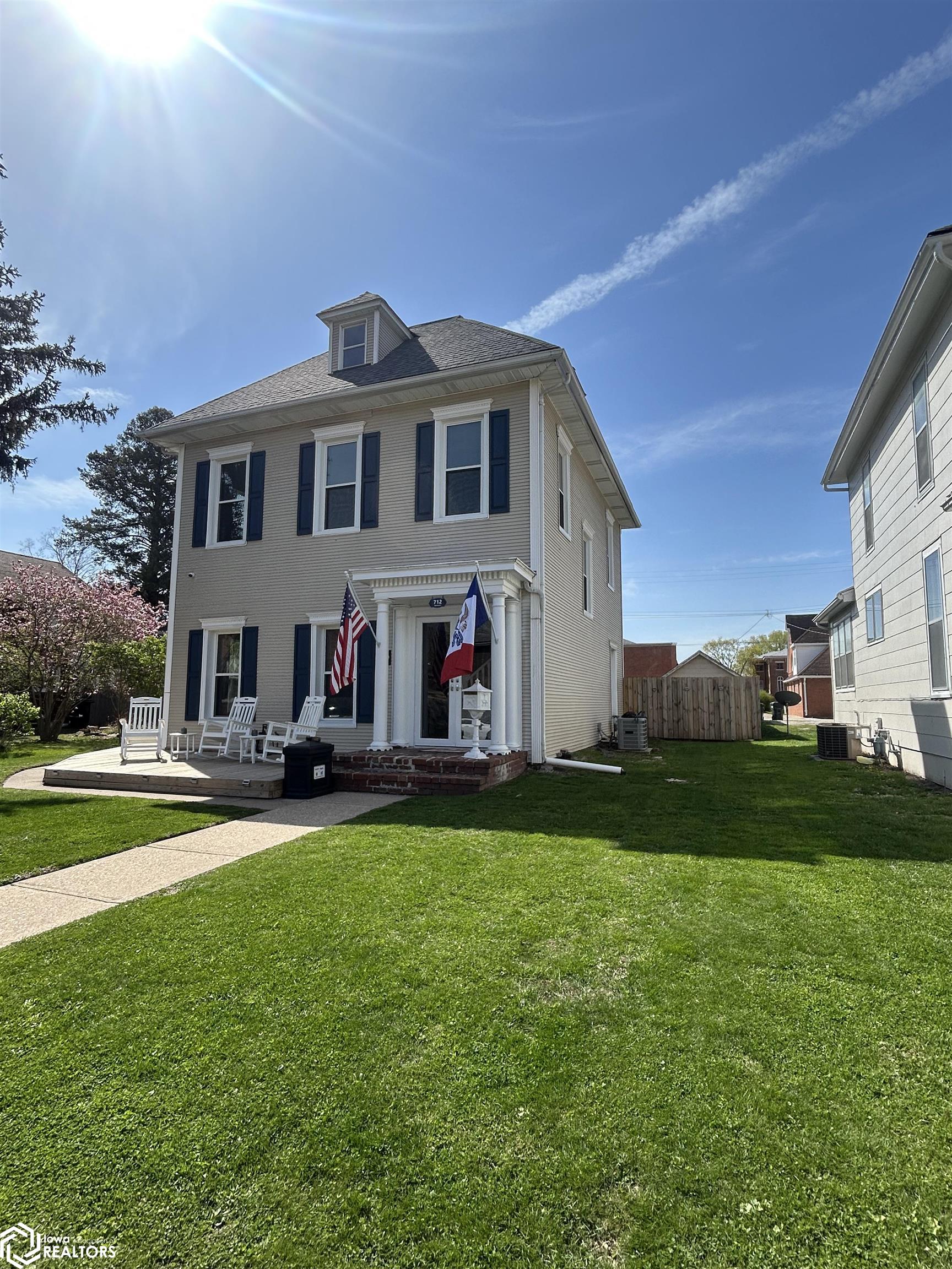 712 Avenue E, Fort Madison, Iowa image 4