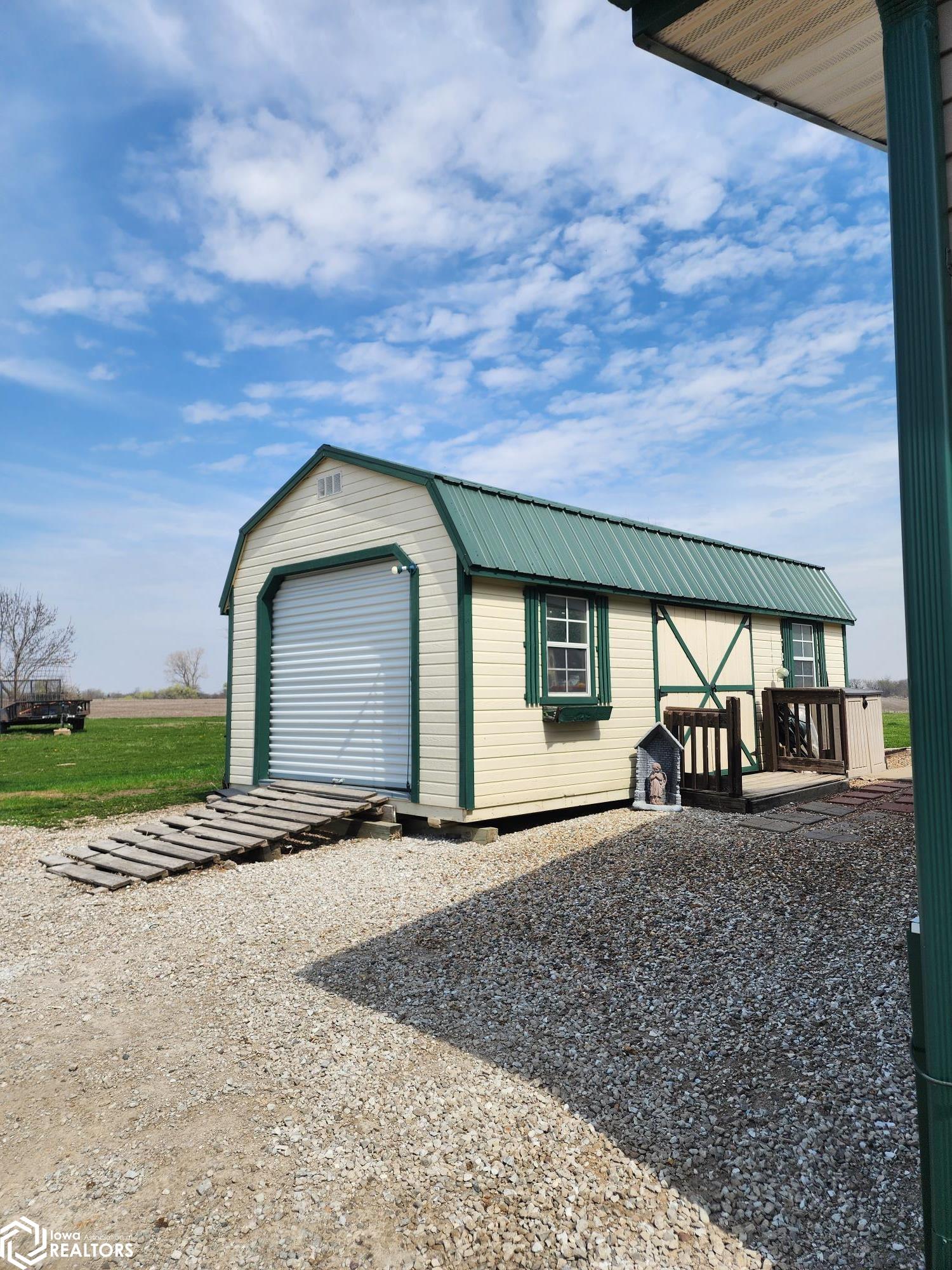 21393 415th Street, Chariton, Iowa image 14