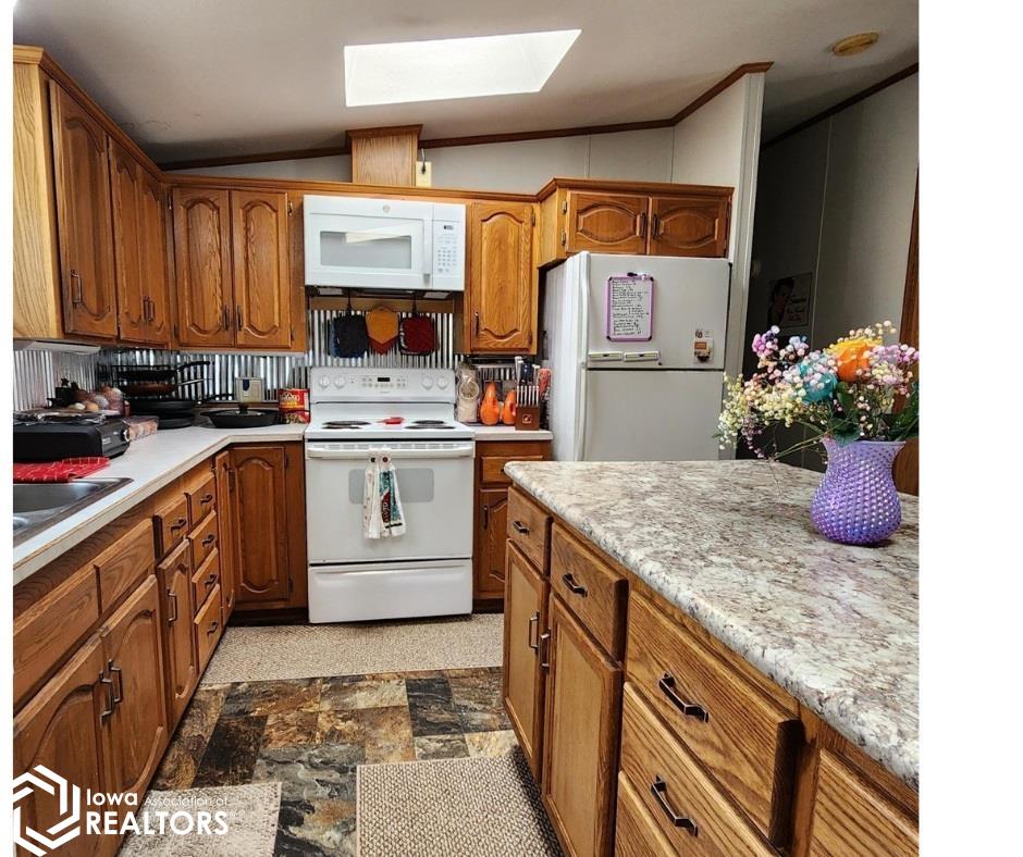 21393 415th Street, Chariton, Iowa image 16