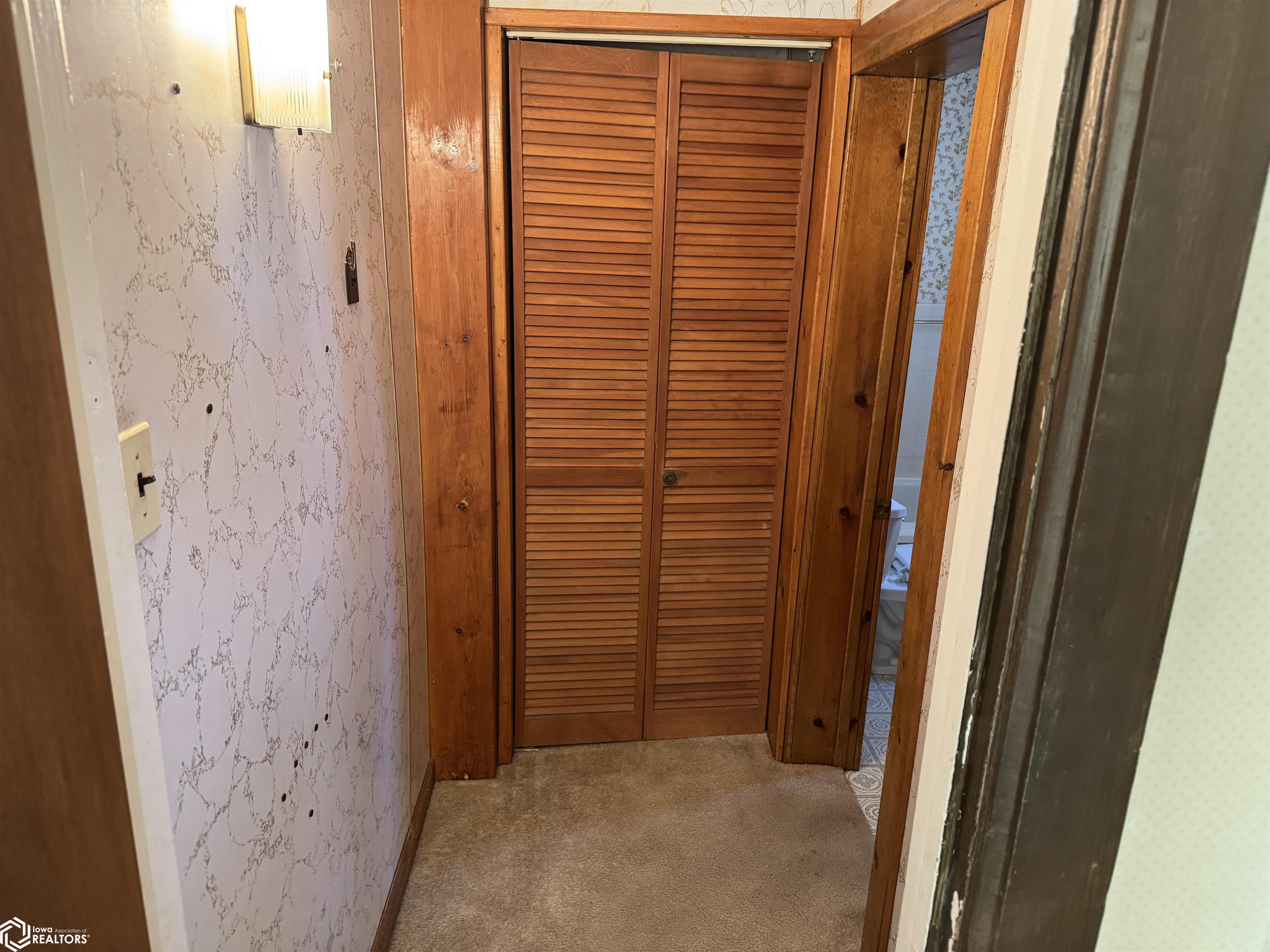 601 S Broadway Street, Toledo, Iowa image 11