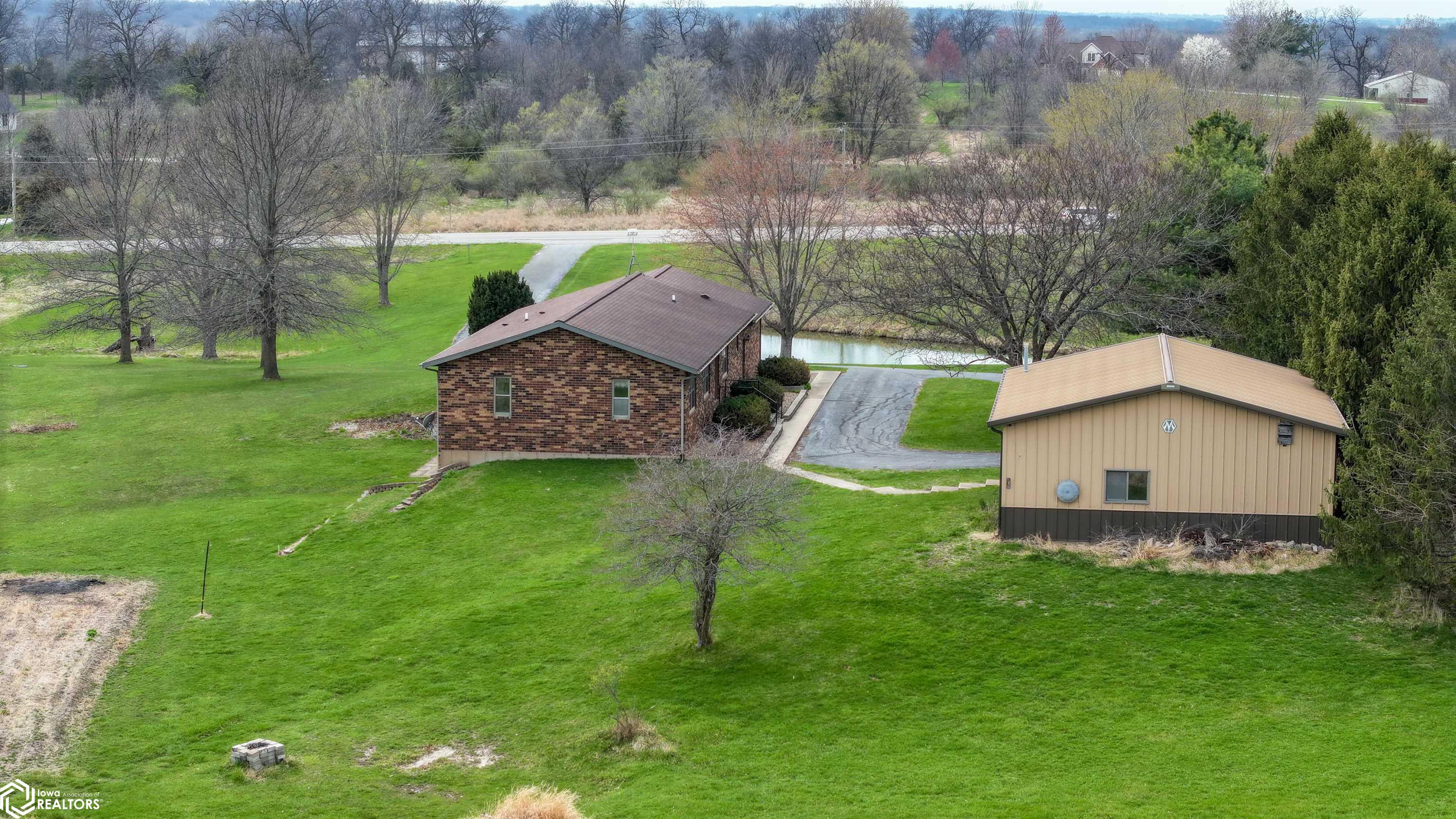 2159 S 32nd Street, Fairfield, Iowa image 31