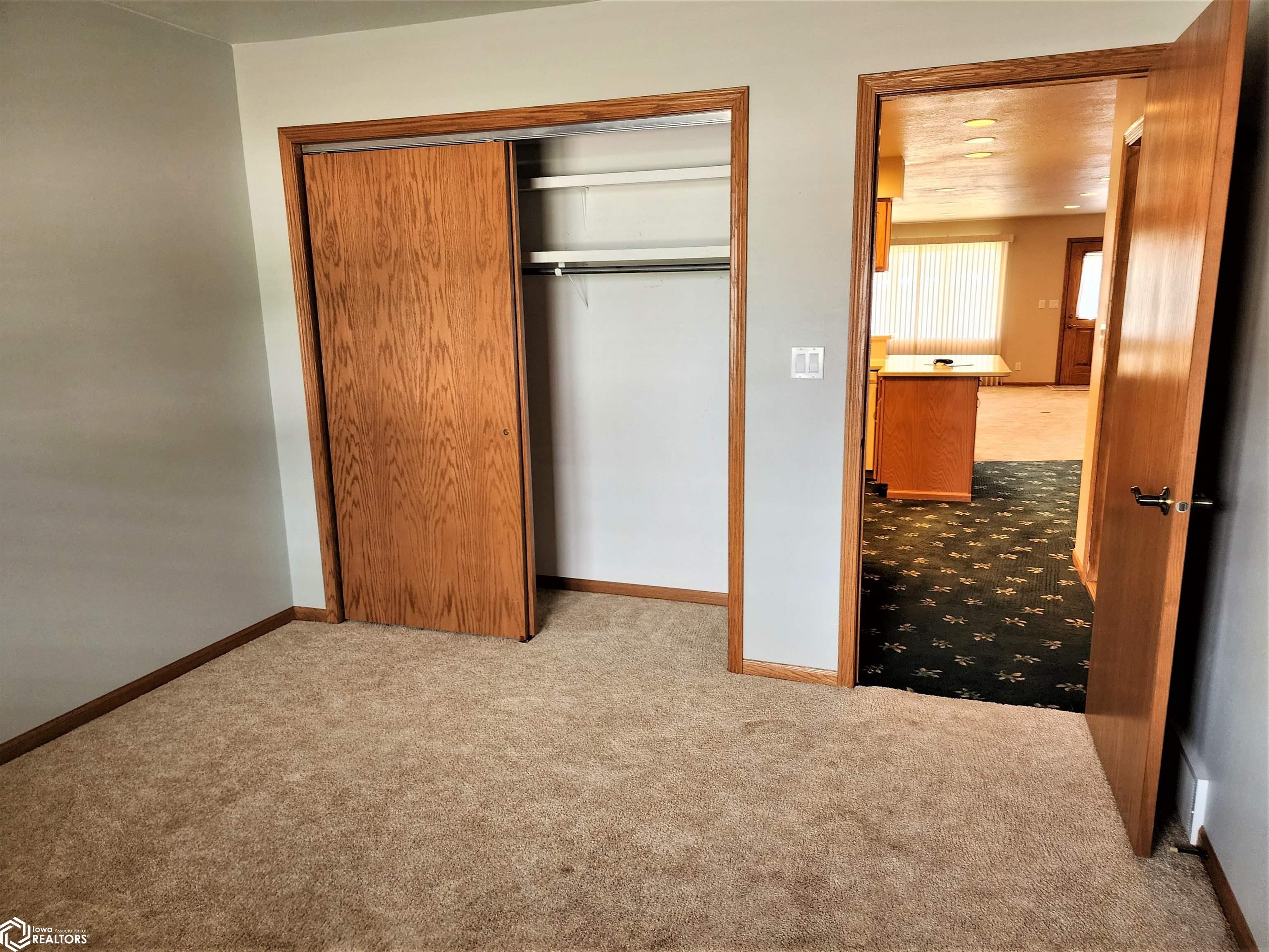 317 N Garfield Street, Algona, Iowa image 17