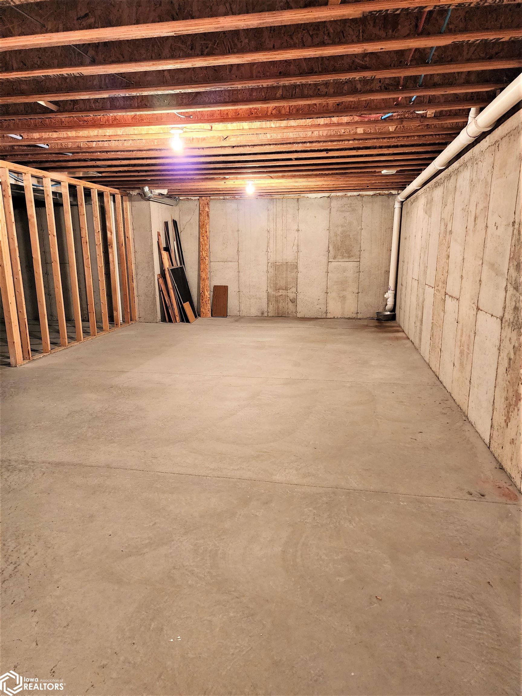317 N Garfield Street, Algona, Iowa image 20